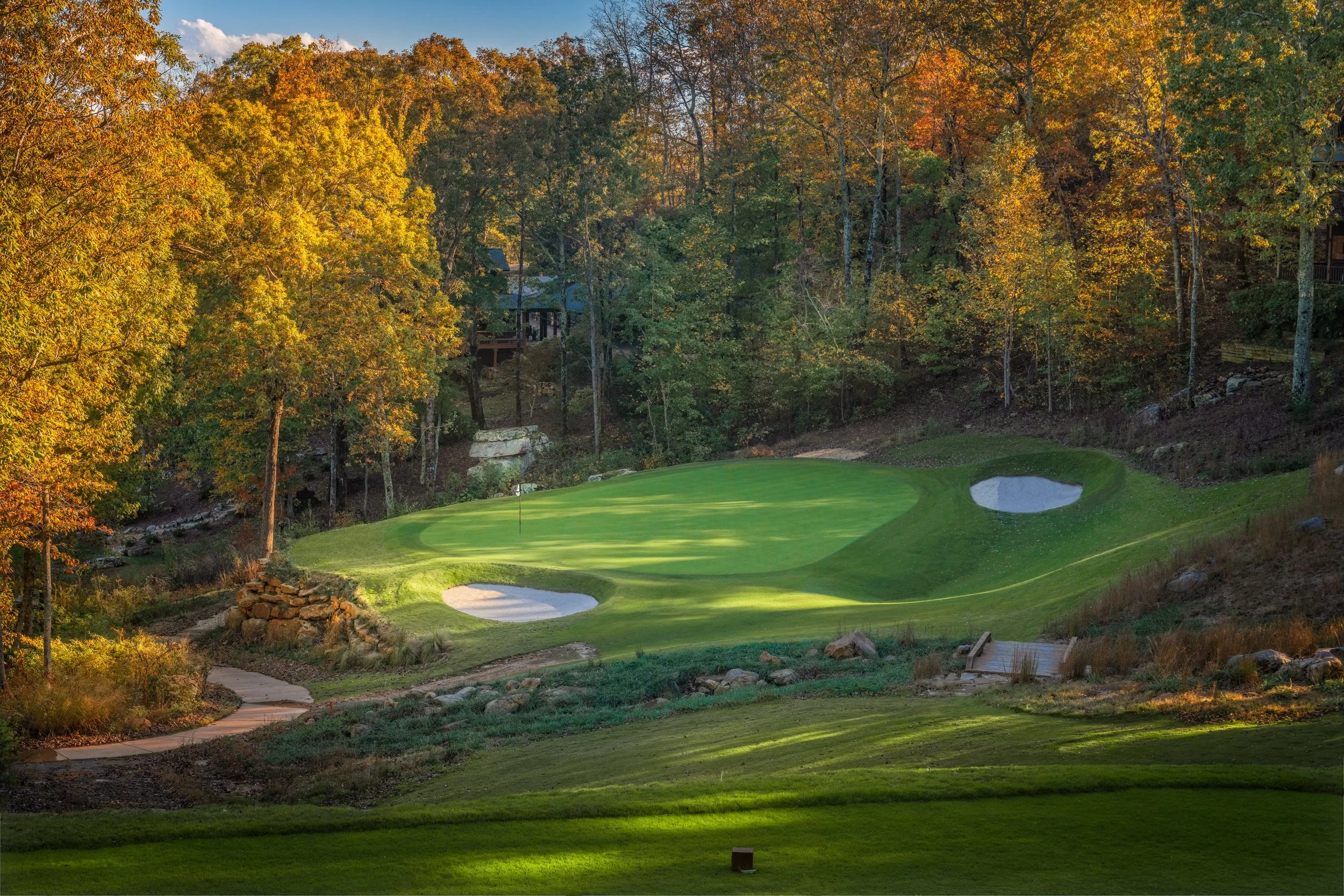 GOLF ABOVE THE CLOUDS — THE MCLEMORE RESORT ON LOOKOUT MOUNTAIN,
