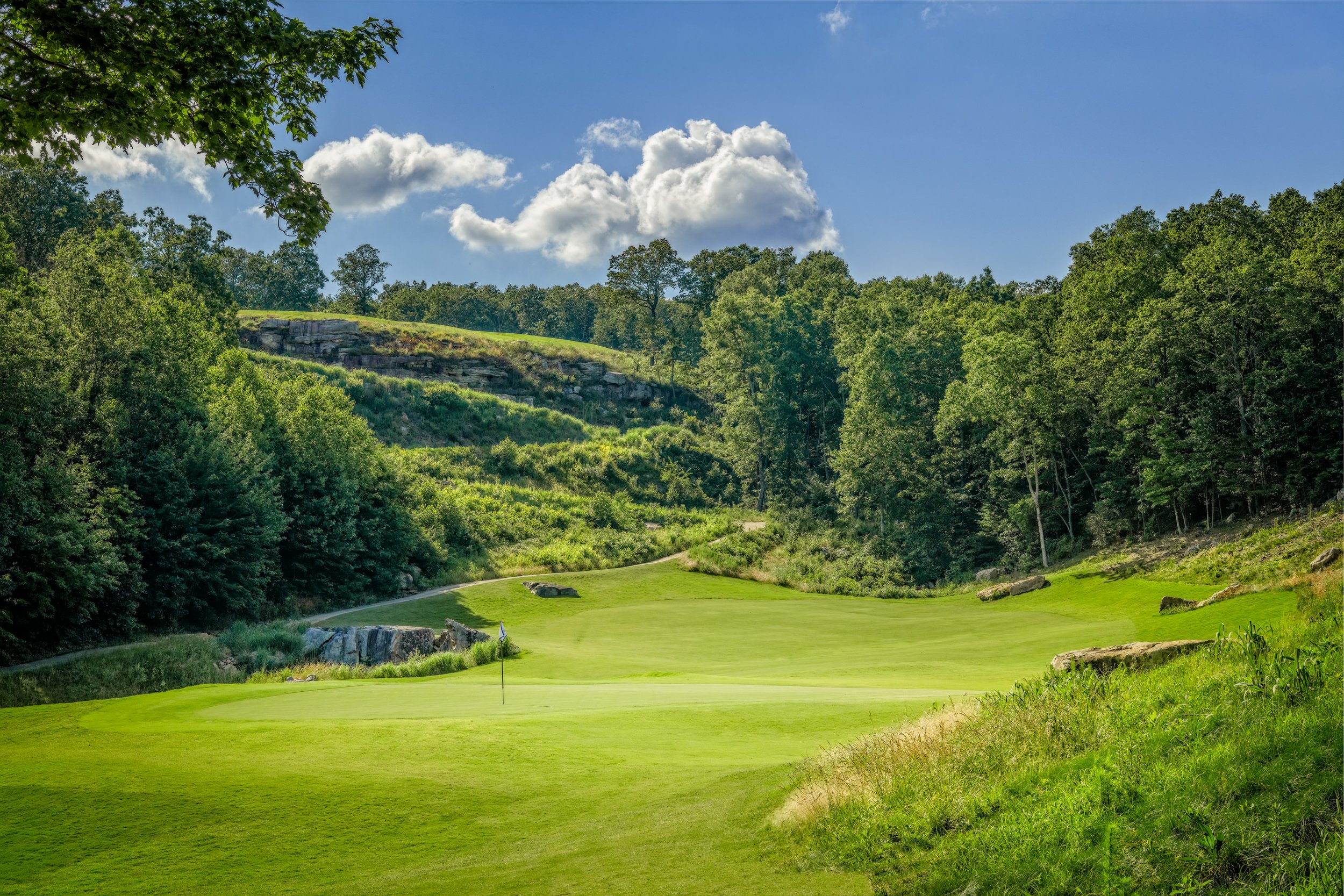 GOLF ABOVE THE CLOUDS — THE MCLEMORE RESORT ON LOOKOUT MOUNTAIN,