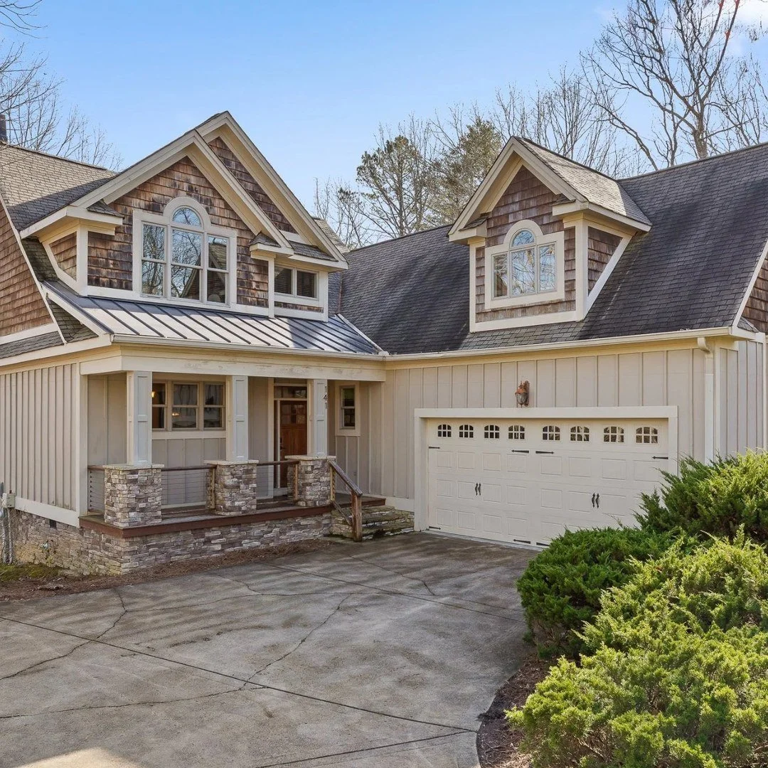 You know the feeling of a great mountain getaway. Now imagine it's yours every day.

141 Rushing Water Trail sits in a quiet wooded enclave near the McLemore Clubhouse with five bedrooms, four baths, and 3,087 square feet built for exactly that. Two-