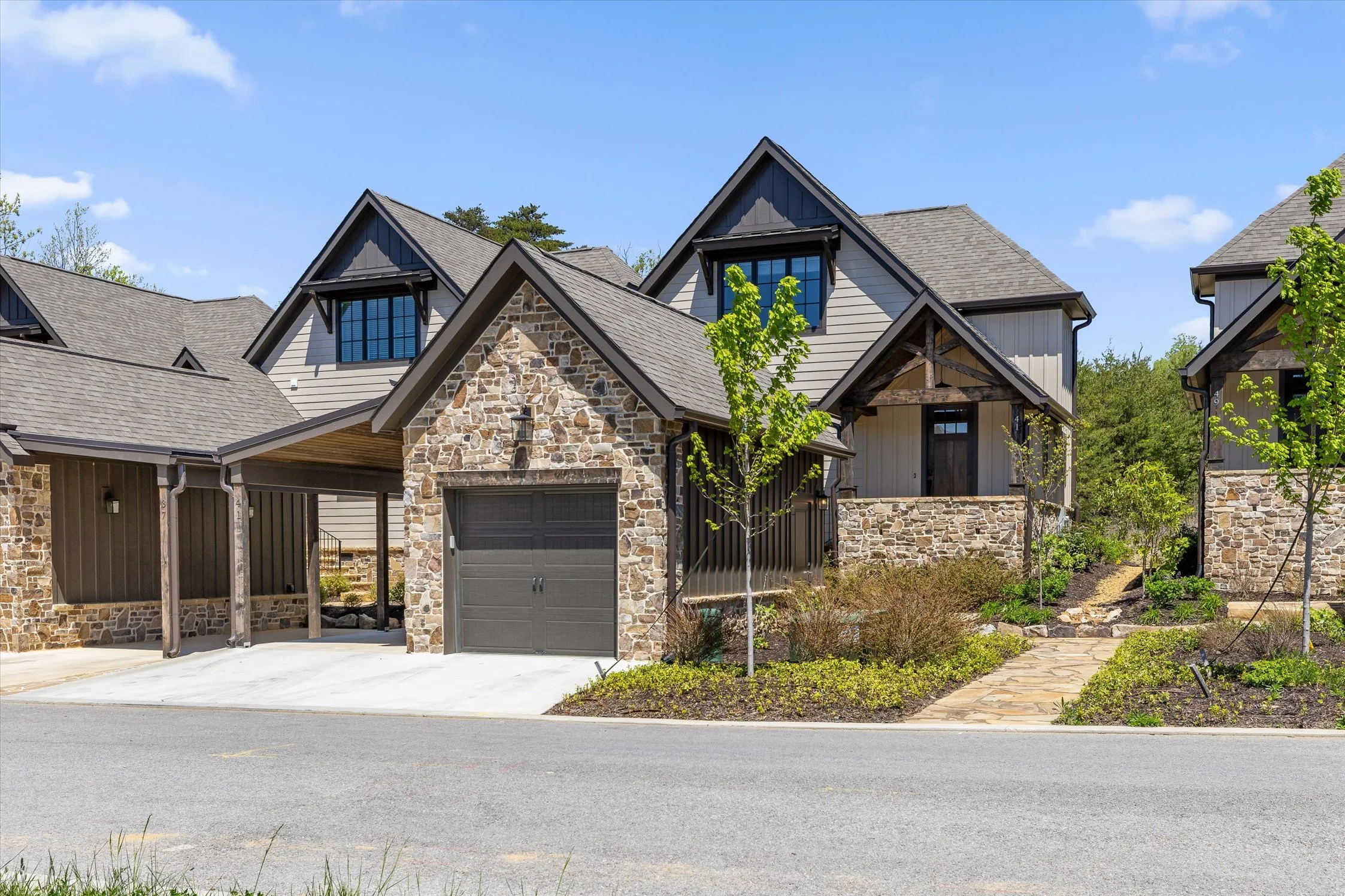 Three Bedrooms- 41 Peregrine Lane | Golf Village