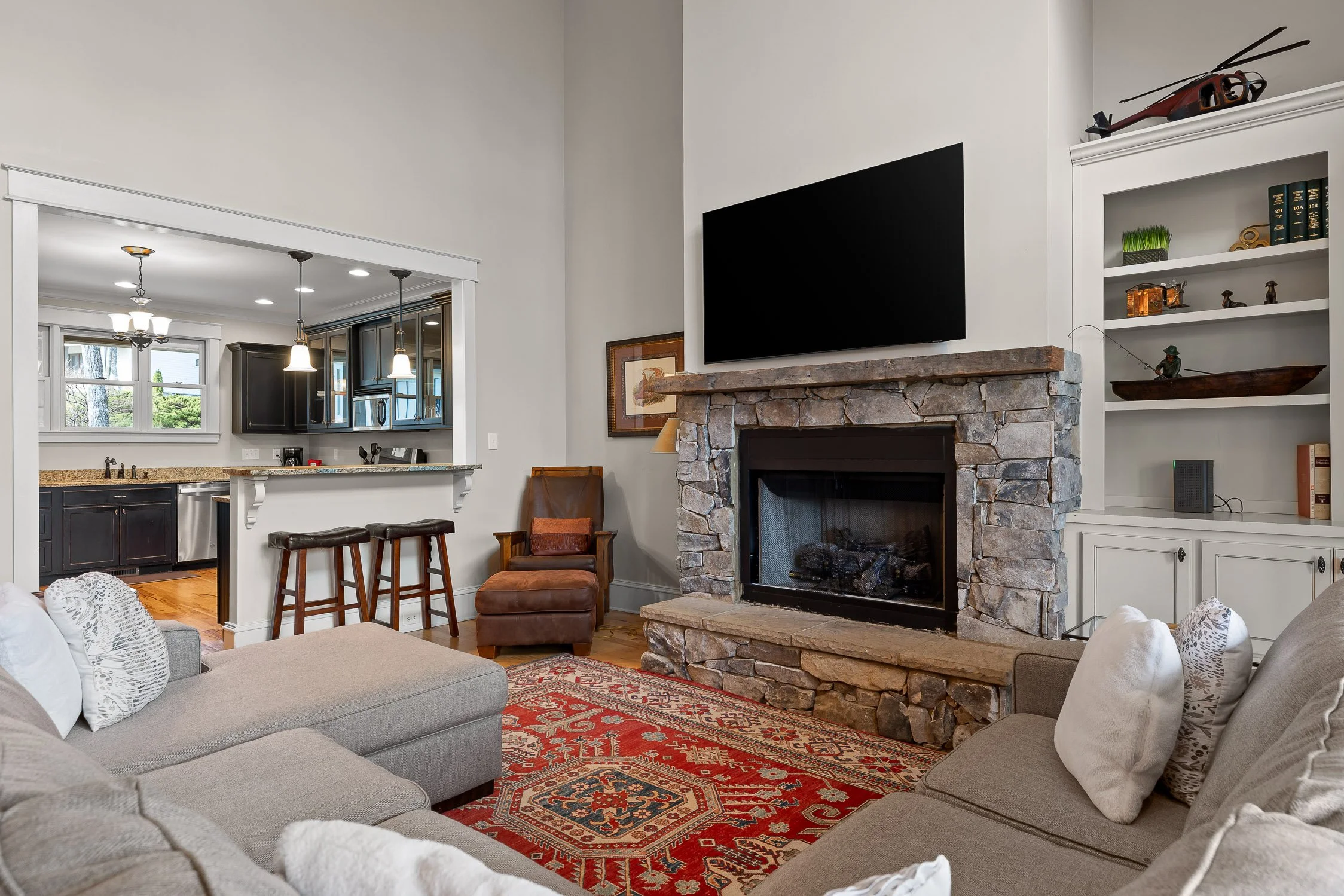 18-Rushing Water-17.jpg