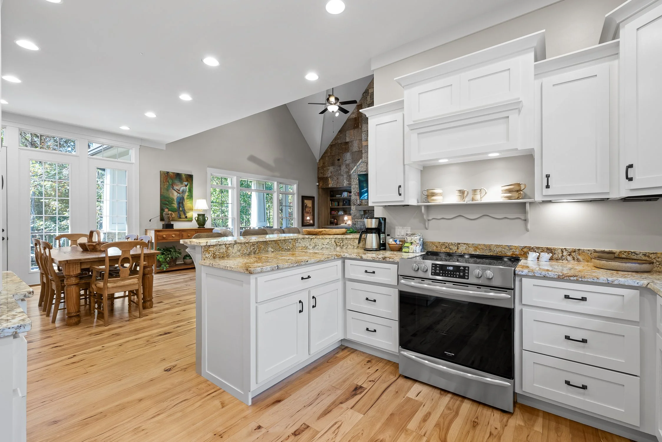 78 Canyon Ridge-21.jpg