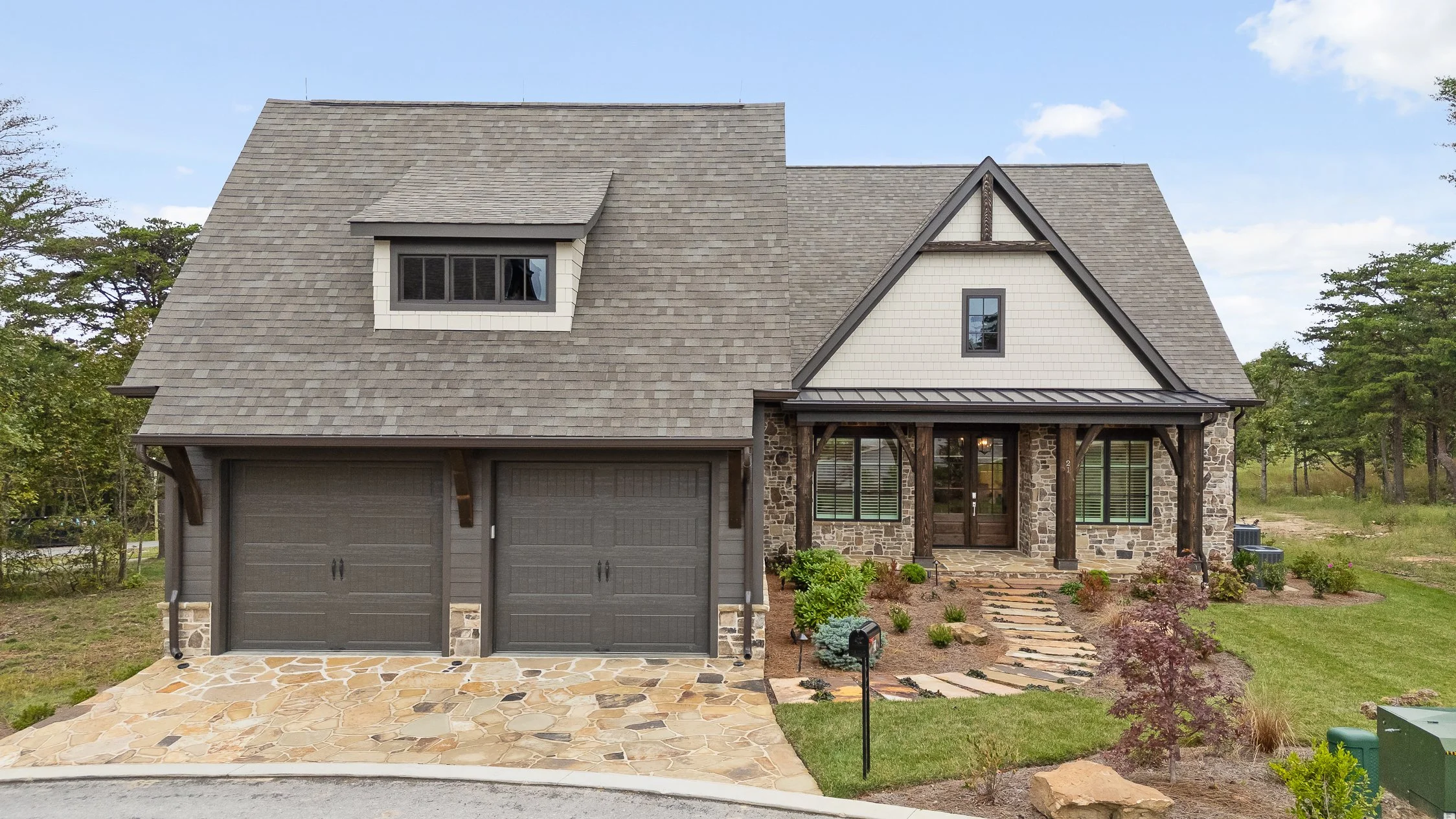 21 Peregrine Lane 6.jpg