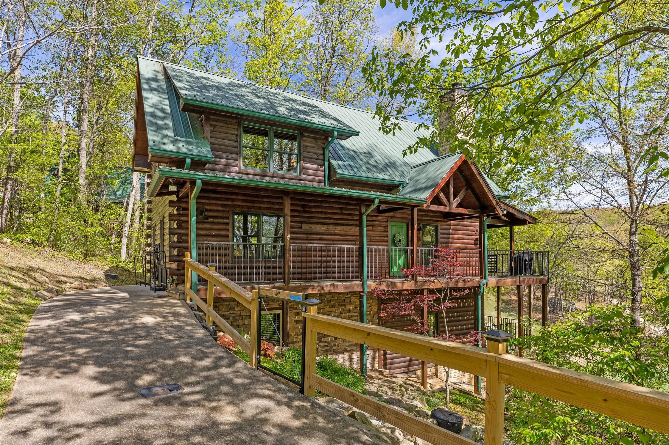 Four Bedrooms- 835 Rushing Water Trail