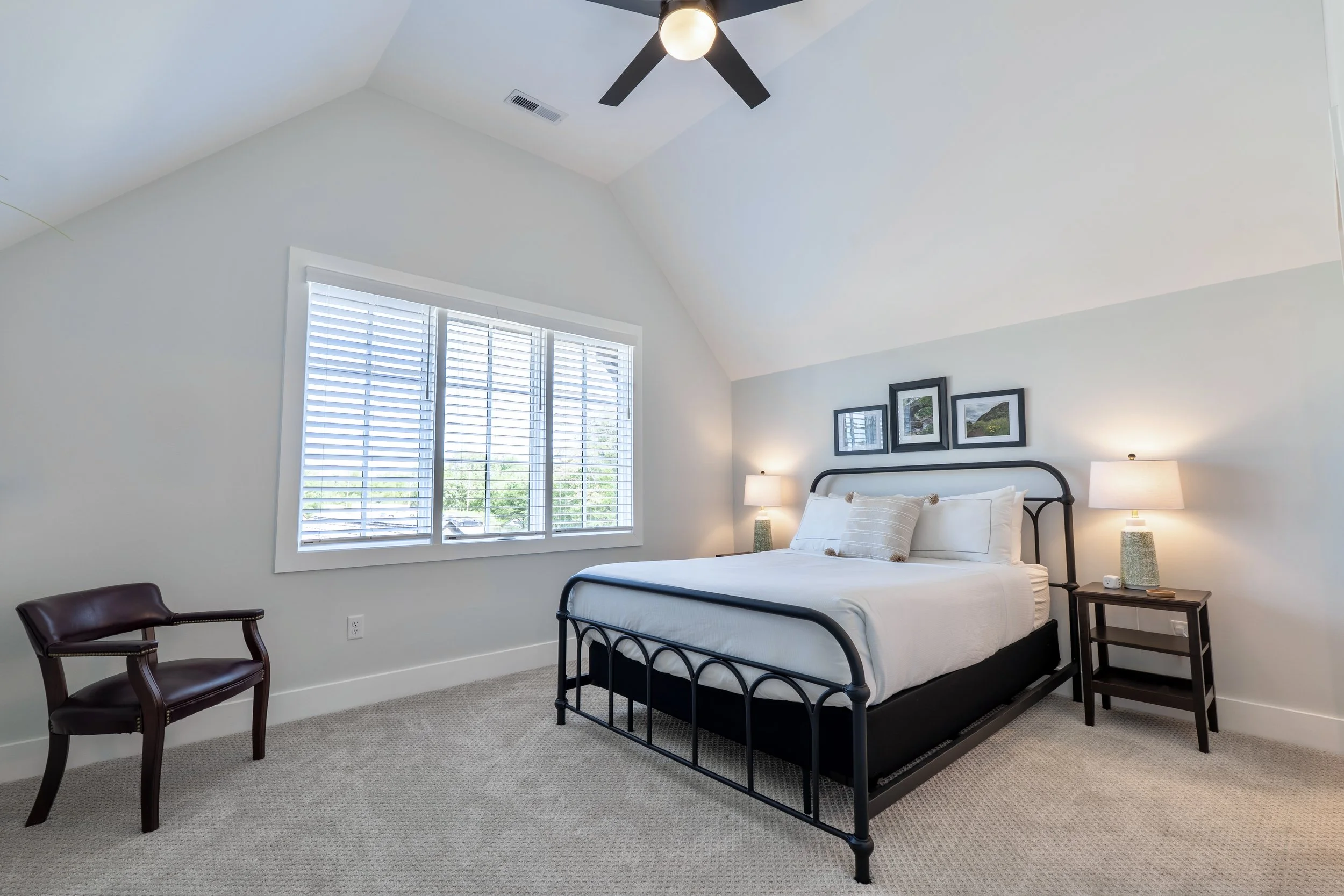 82 Peregrine Lane 7.jpg