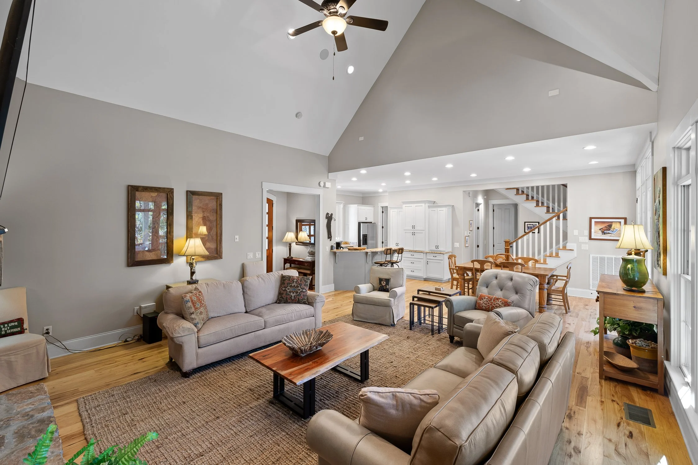 78 Canyon Ridge-14.jpg