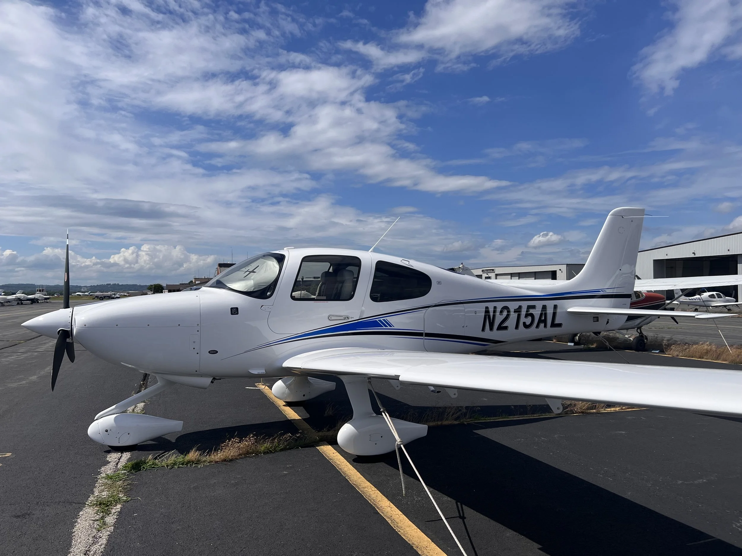 N215AL • 2023 CIRRUS SR20