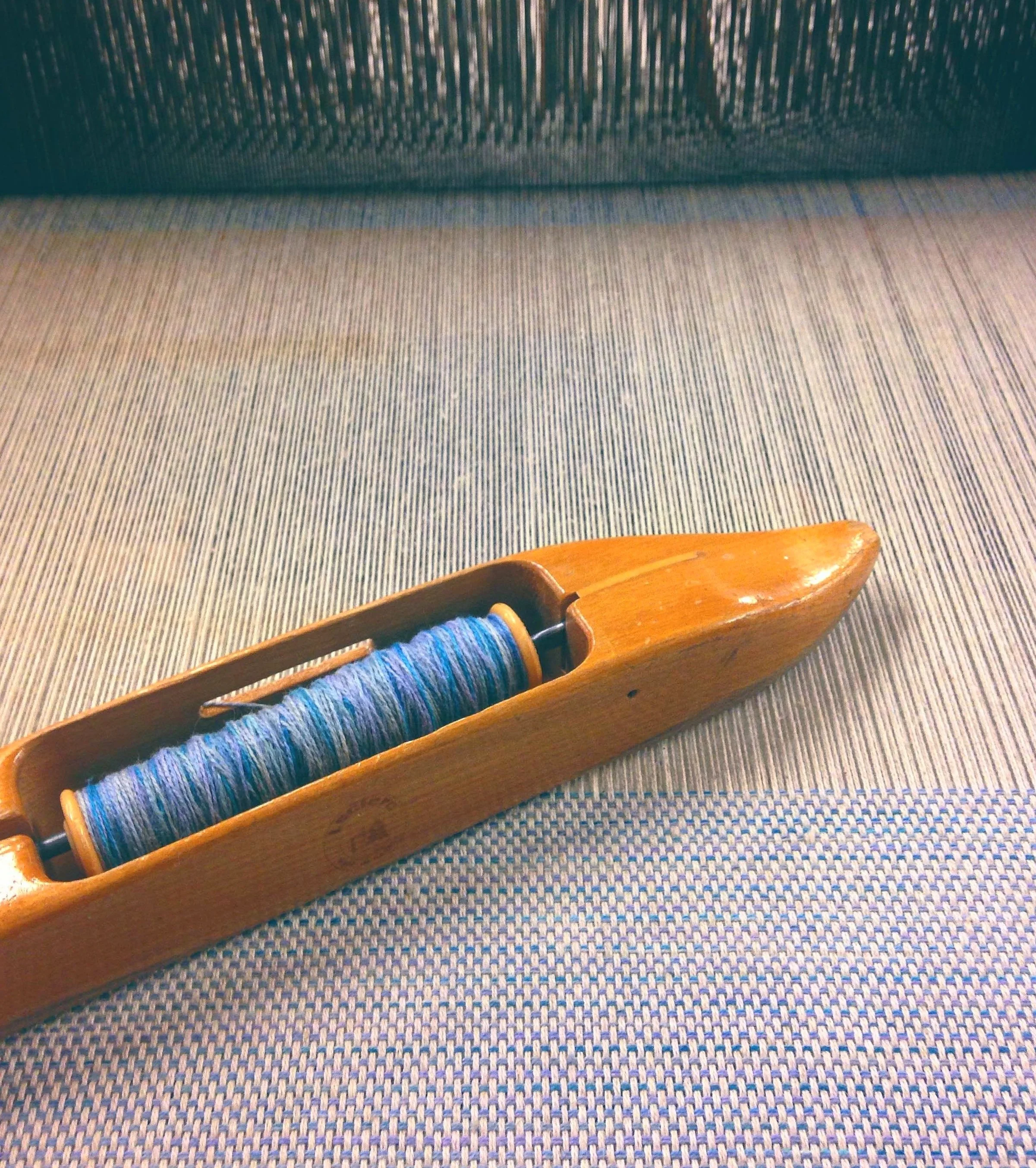 printed-and-woven-fabric-needle-thread.jpg