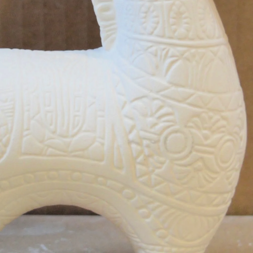 GrapeVIne Ceramics-Contemporary Hourse-Duncan DM184.7.jpg