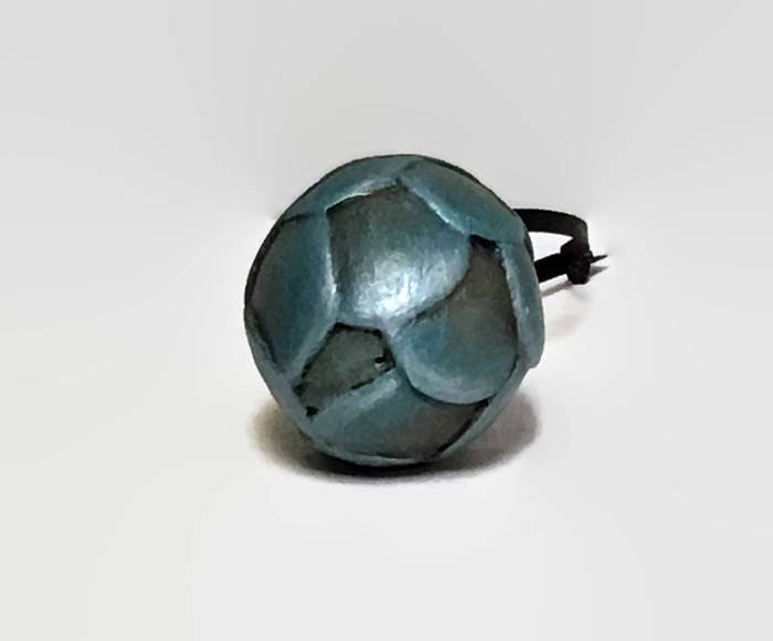 https://i.etsystatic.com/6831825/r/il/7d1946/1309664644/il_fullxfull.1309664644_ma4p.jpg