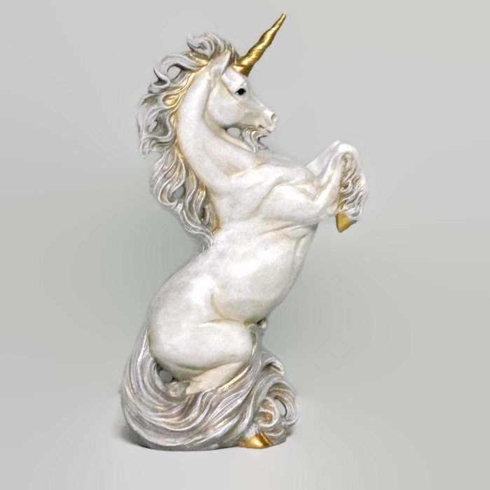https://i.etsystatic.com/6831825/r/il/982f08/1039661476/il_fullxfull.1039661476_seuu.jpg
