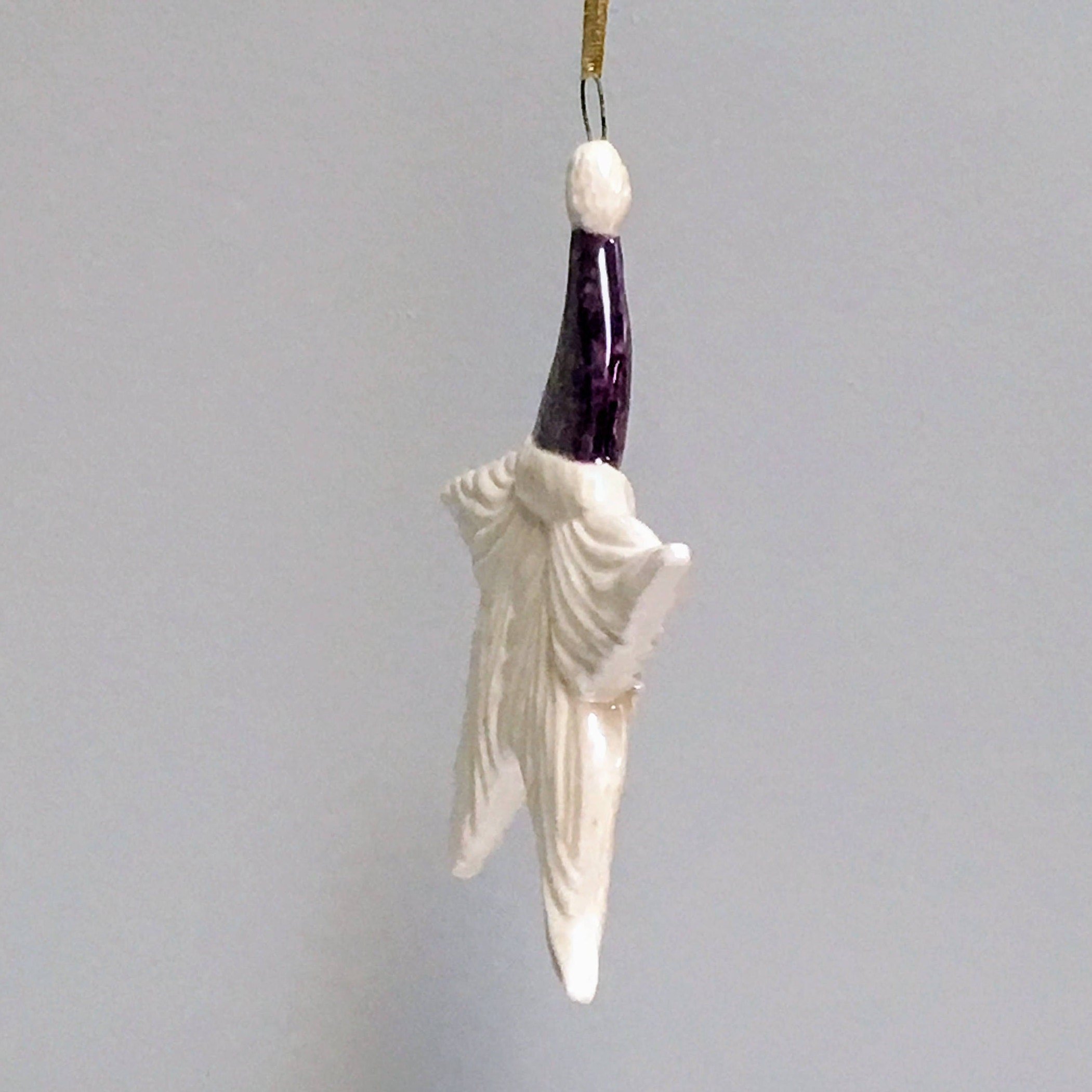 https://i.etsystatic.com/5558422/r/il/b0c46e/1365843642/il_fullxfull.1365843642_jcbz.jpg