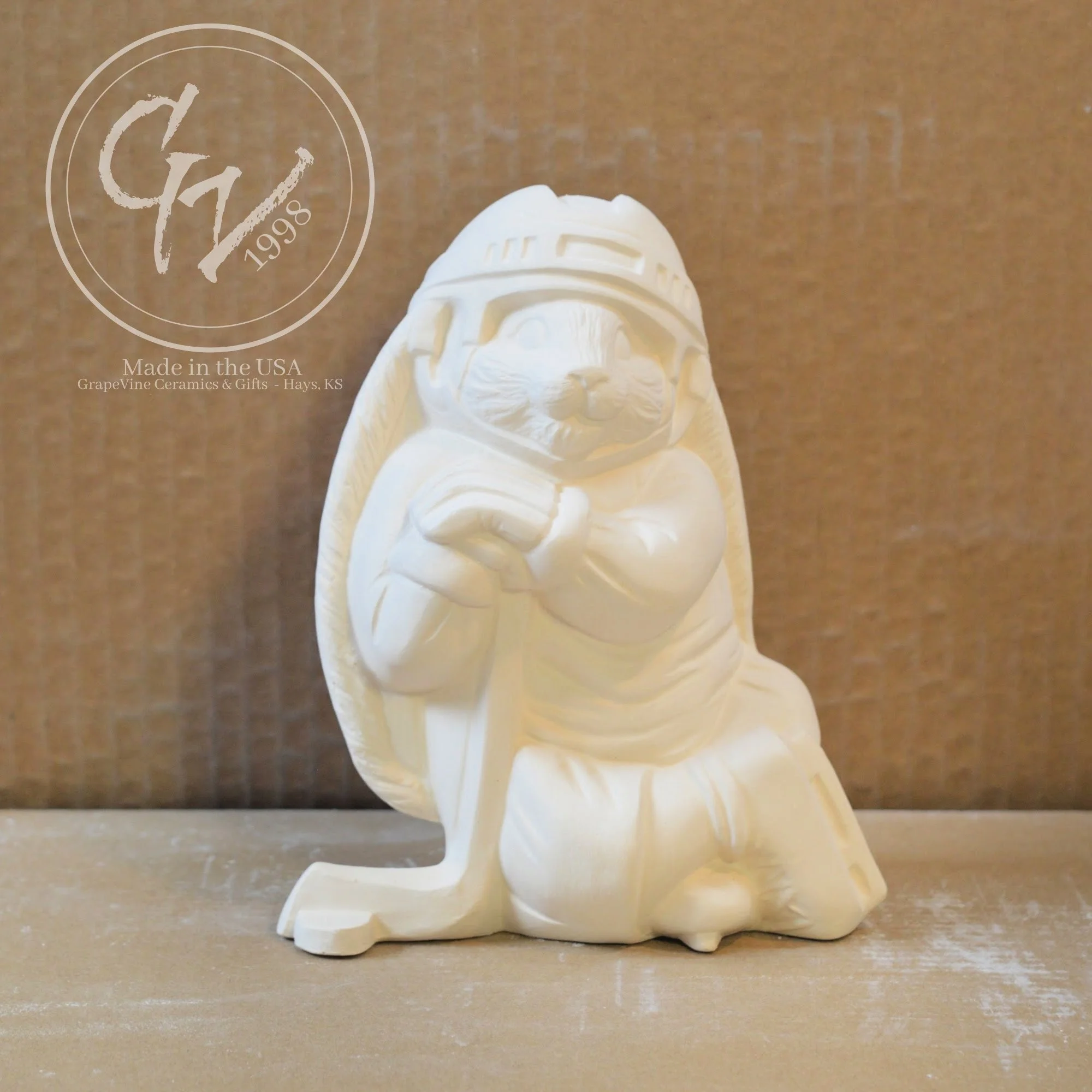 GrapeVine Ceramics - Mario Hockey Hare Kin-Mayco MO827.1.jpg