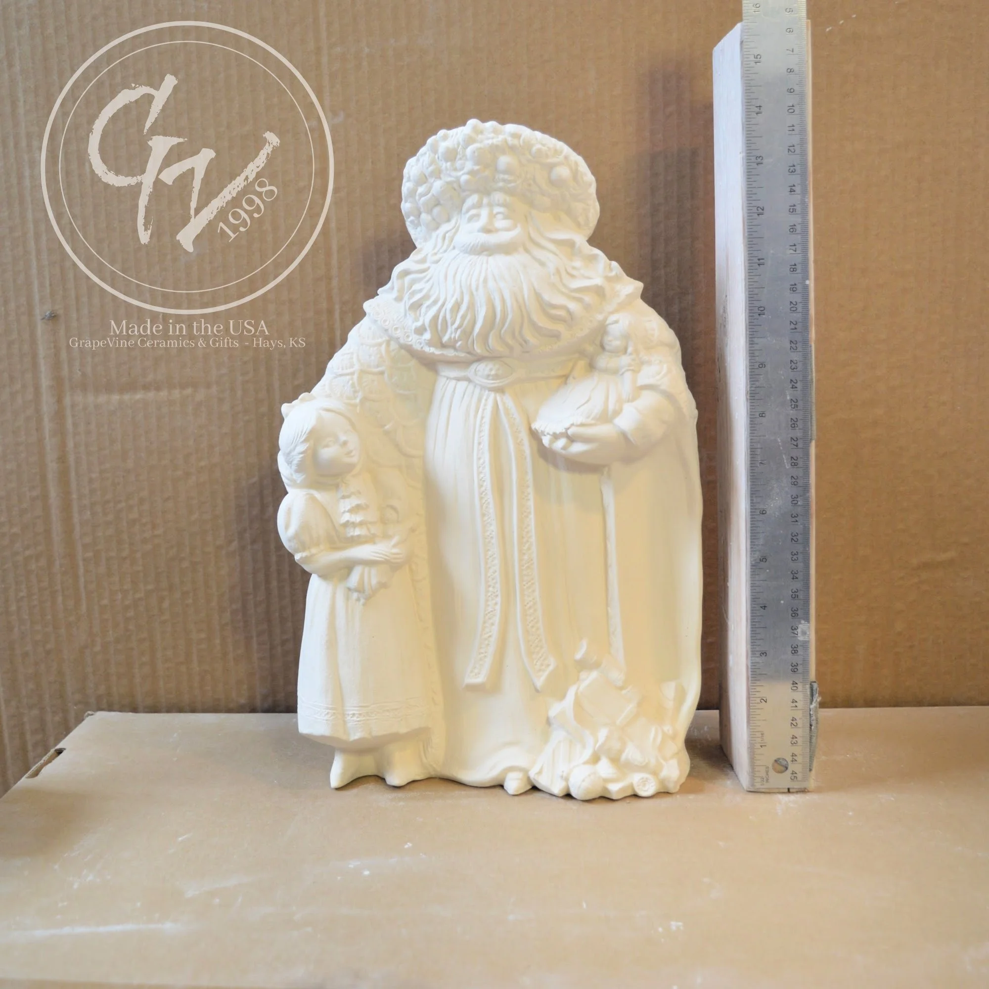 GrapeVine Ceramics-Renaissance Santa IV-Gare 2382.0.jpg