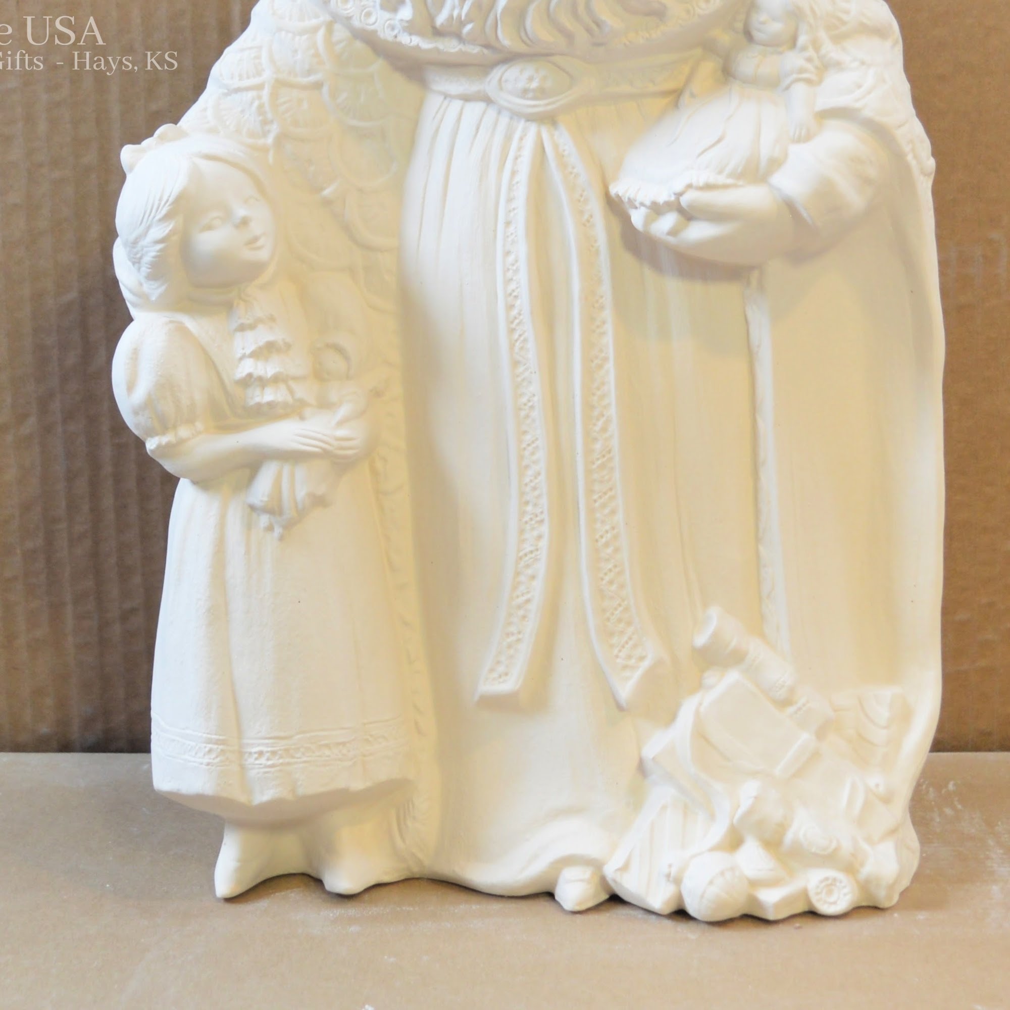 GrapeVine Ceramics-Renaissance Santa IV-Gare 2382.5.jpg