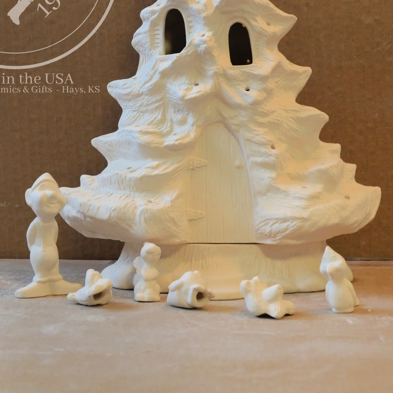 GrapeVine Ceramics-Christmas Tree House-Doc Holliday DH914-915 copy.02.jpg