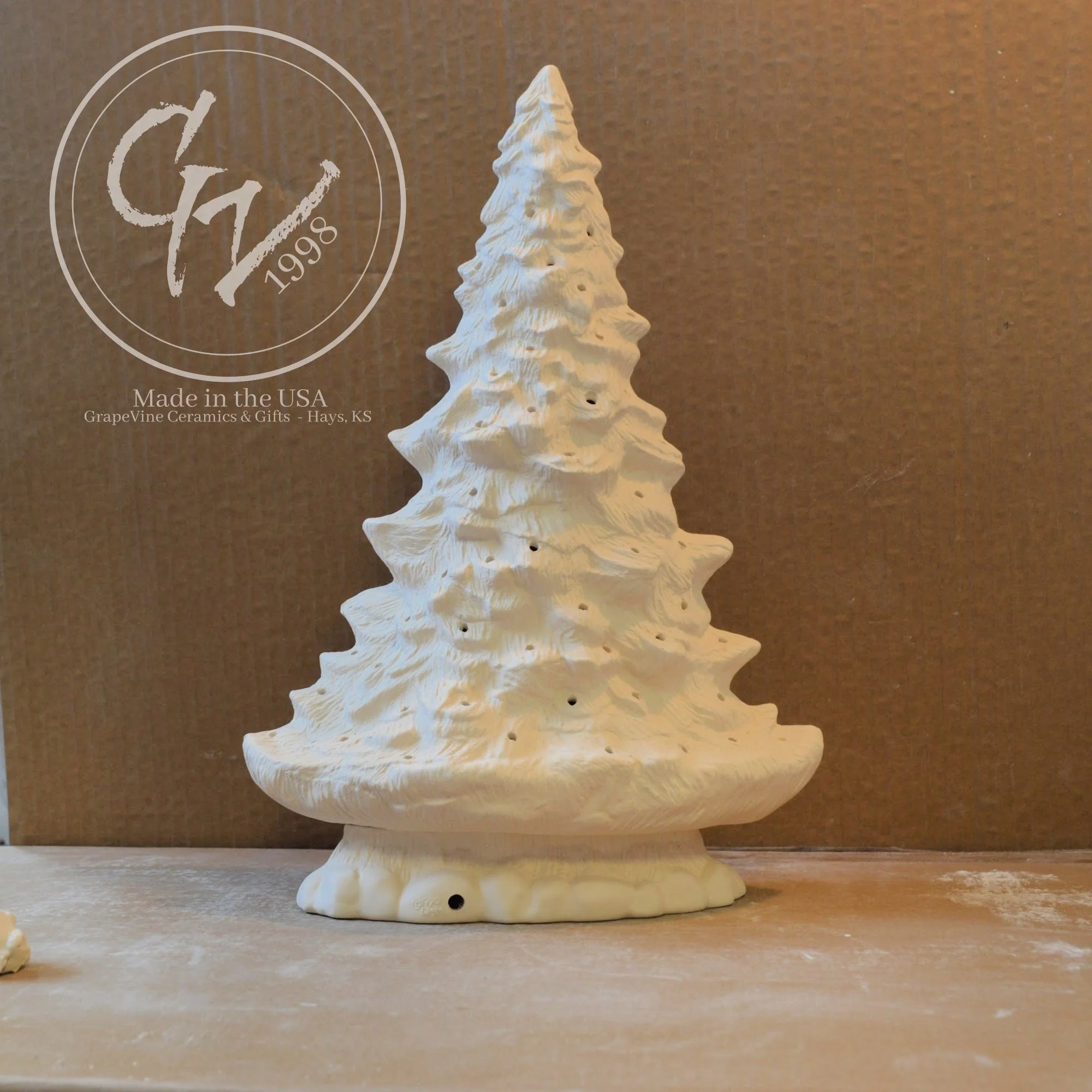 GrapeVine Ceramics-Christmas Tree House-Doc Holliday 914-915.4.jpg