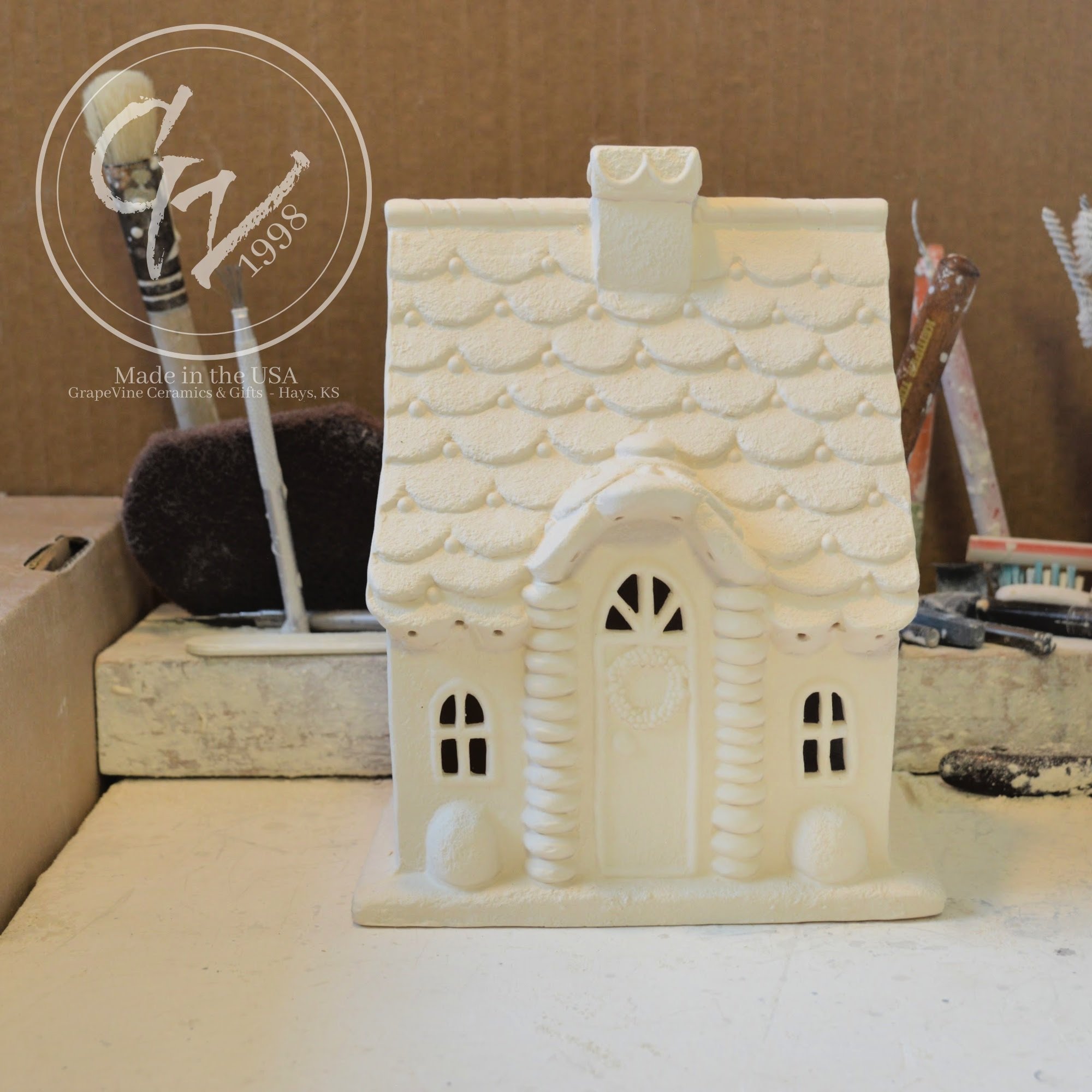 GrapeVine Ceramics-Gingerbread House-Gare 3145.8.jpg