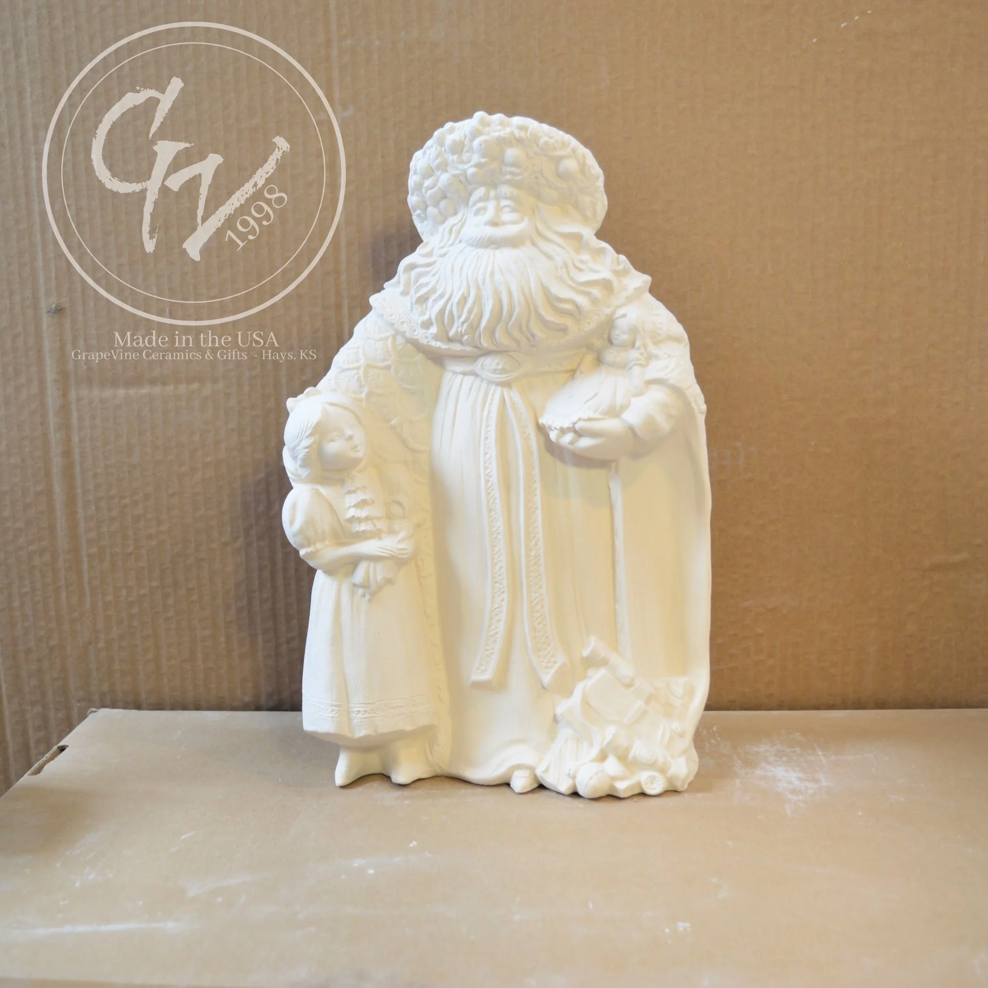 GrapeVine Ceramics-Renaissance Santa IV-Gare 2382.3.jpg