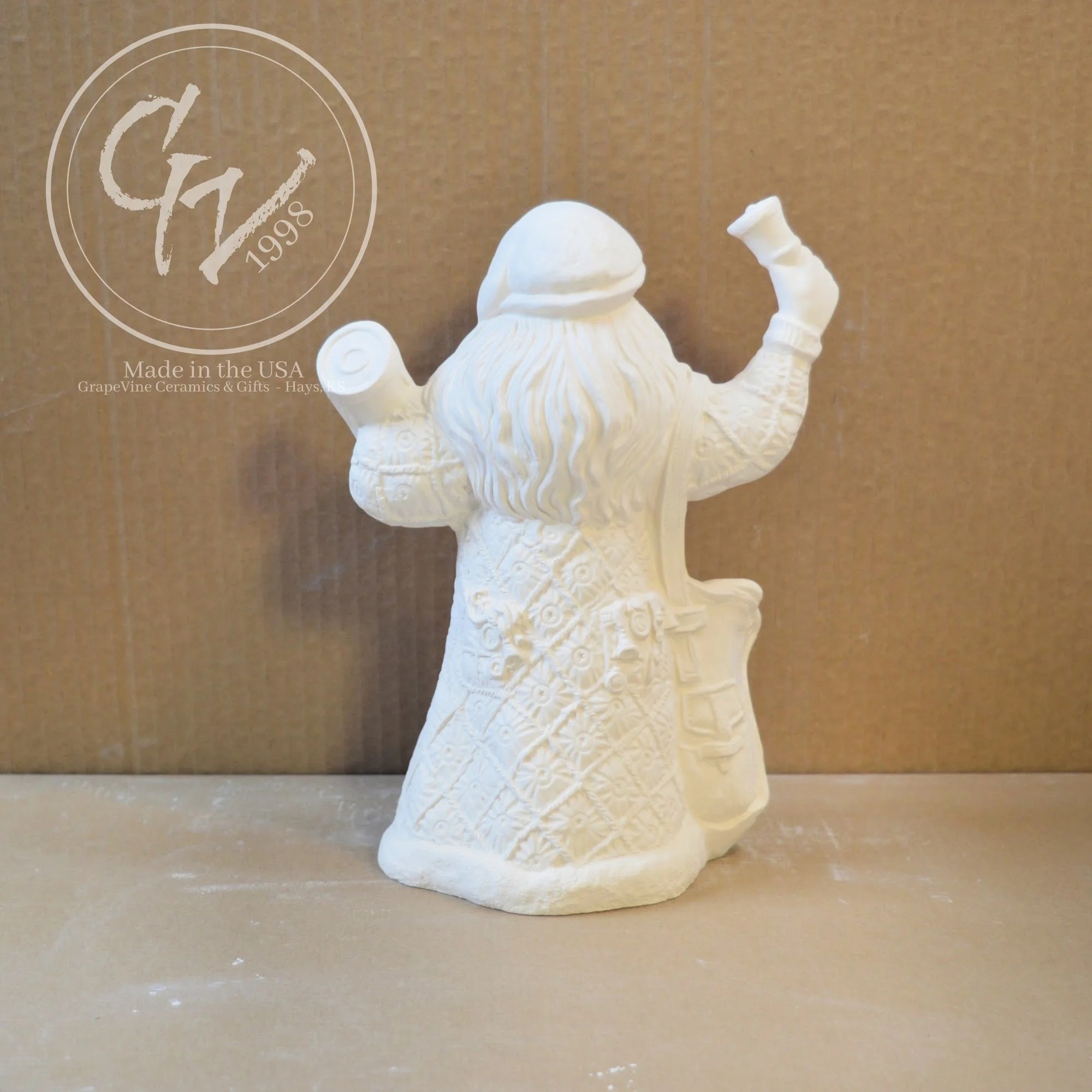 GrapeVine Ceramics-Christmas Time Santa-Gare 2497.6.jpg