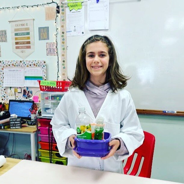 C group participated in its first Scientist of the Week experiment today! 👏

#projectbasedleanring #handsonlearning #science #scienceexperiments #learning #community #elementaryschool #experientiallearning #fun #k12learning #smallclasssizes #engagin