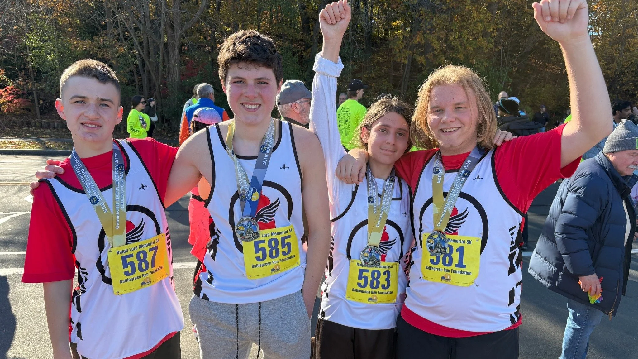 🏃&zwj;♂️ Our cross-country team wrapped up the season with two strong meets! Sunday in Lexington, Will G, Brendan C, Alex L, and Lucas V gave standout performances at the Genesis HR Battlegreen run. Wednesday, the team ran their final Danvers 5K&mda