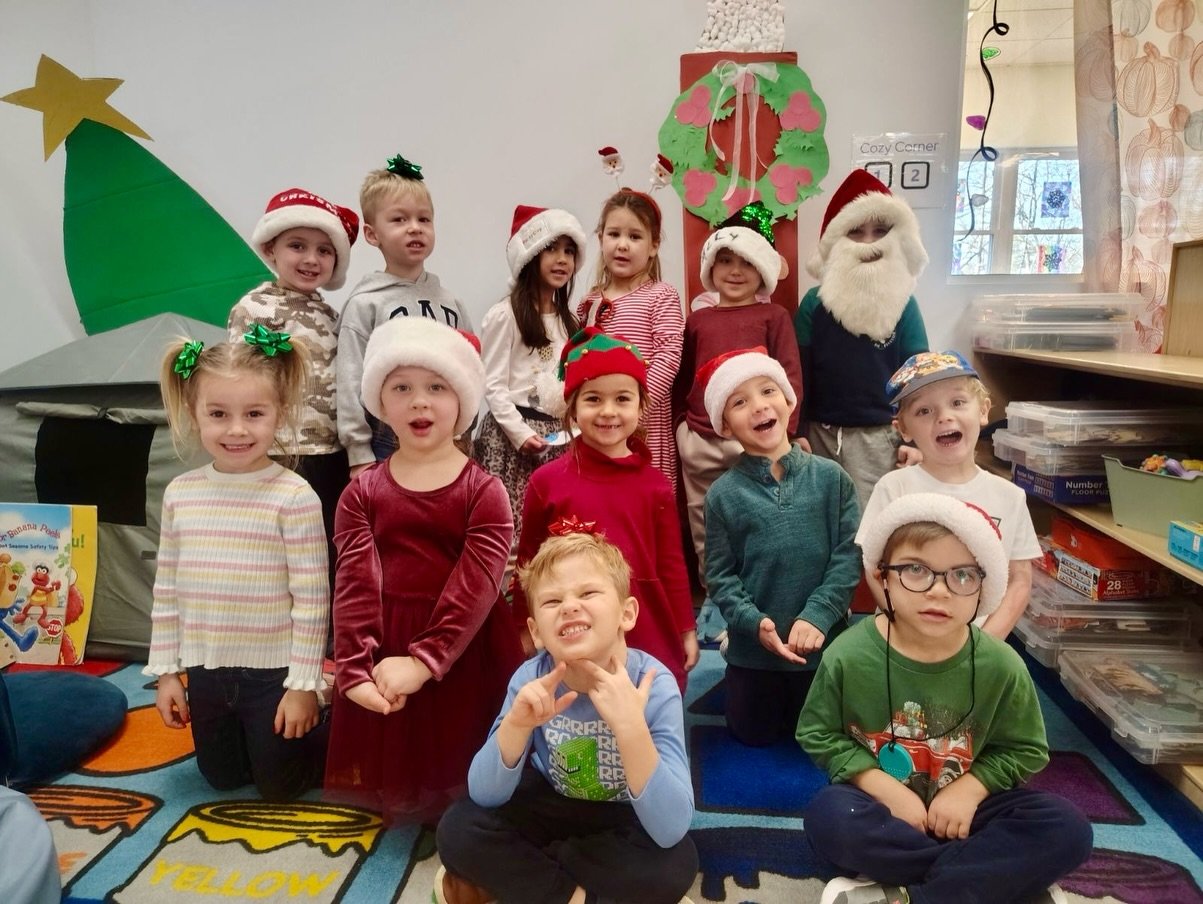 Spirit Week Day 2: Holiday Hat! 🎅🧑&zwj;🎄