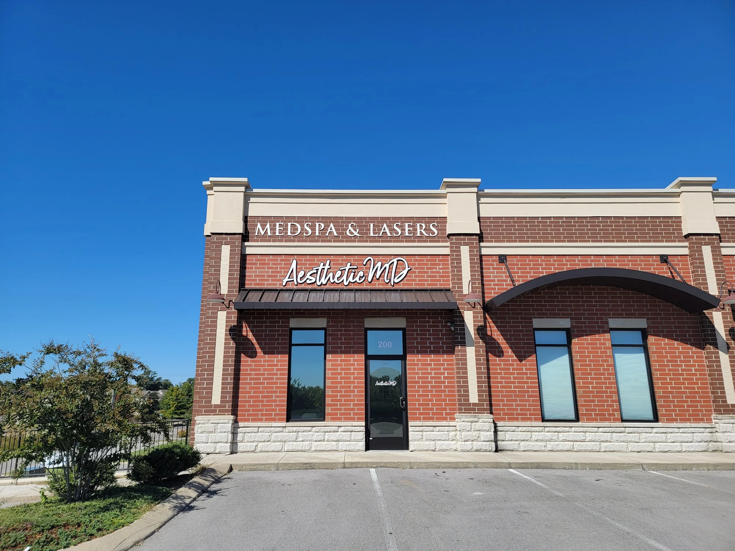 AestheticMD
Exterior Dimensional Letters 
AestheticMD Medspa & Lasers
Spring Hill, TN