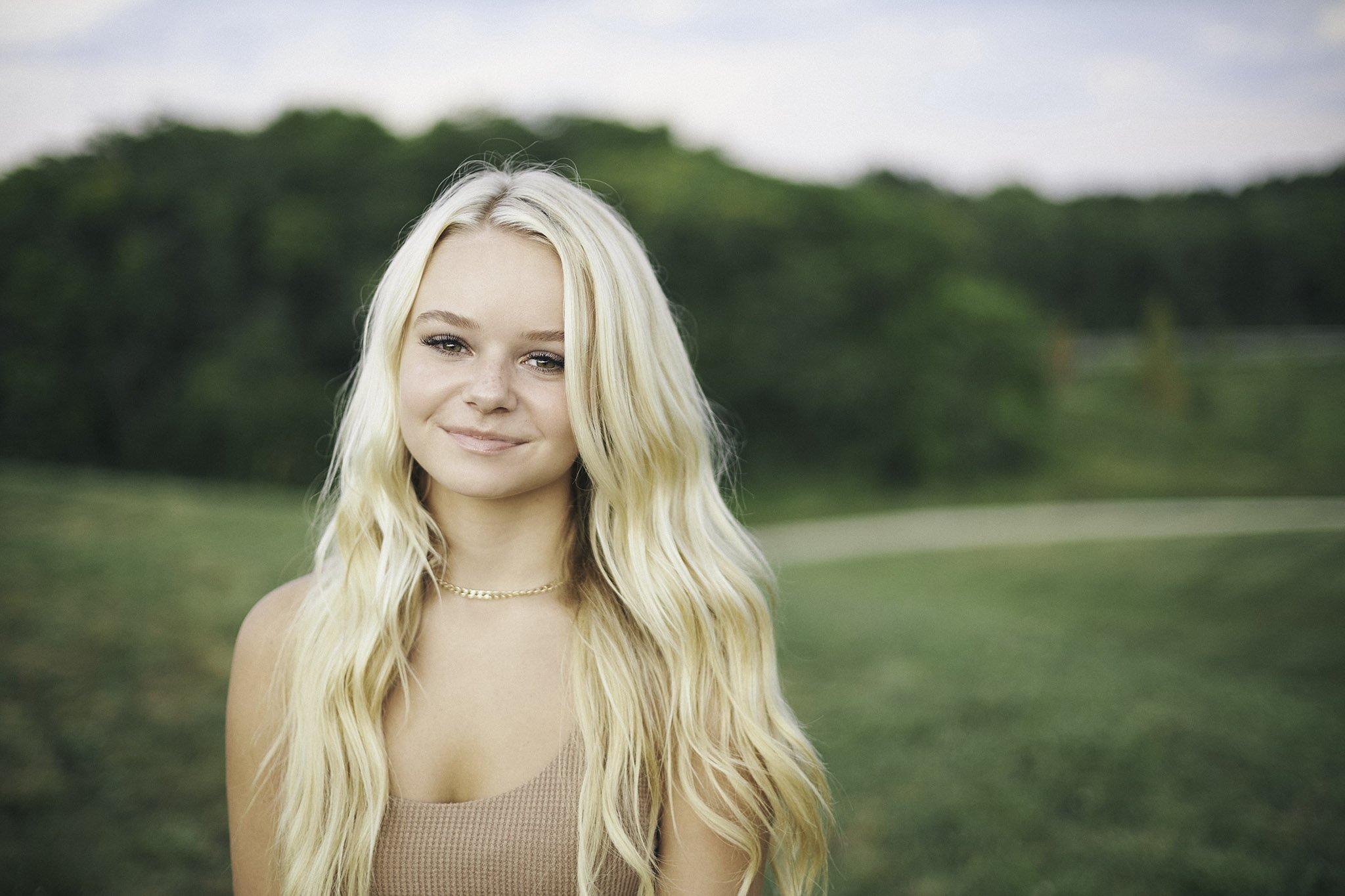 36 _Bailey_senior_session_Westfield_marciyochum.jpg