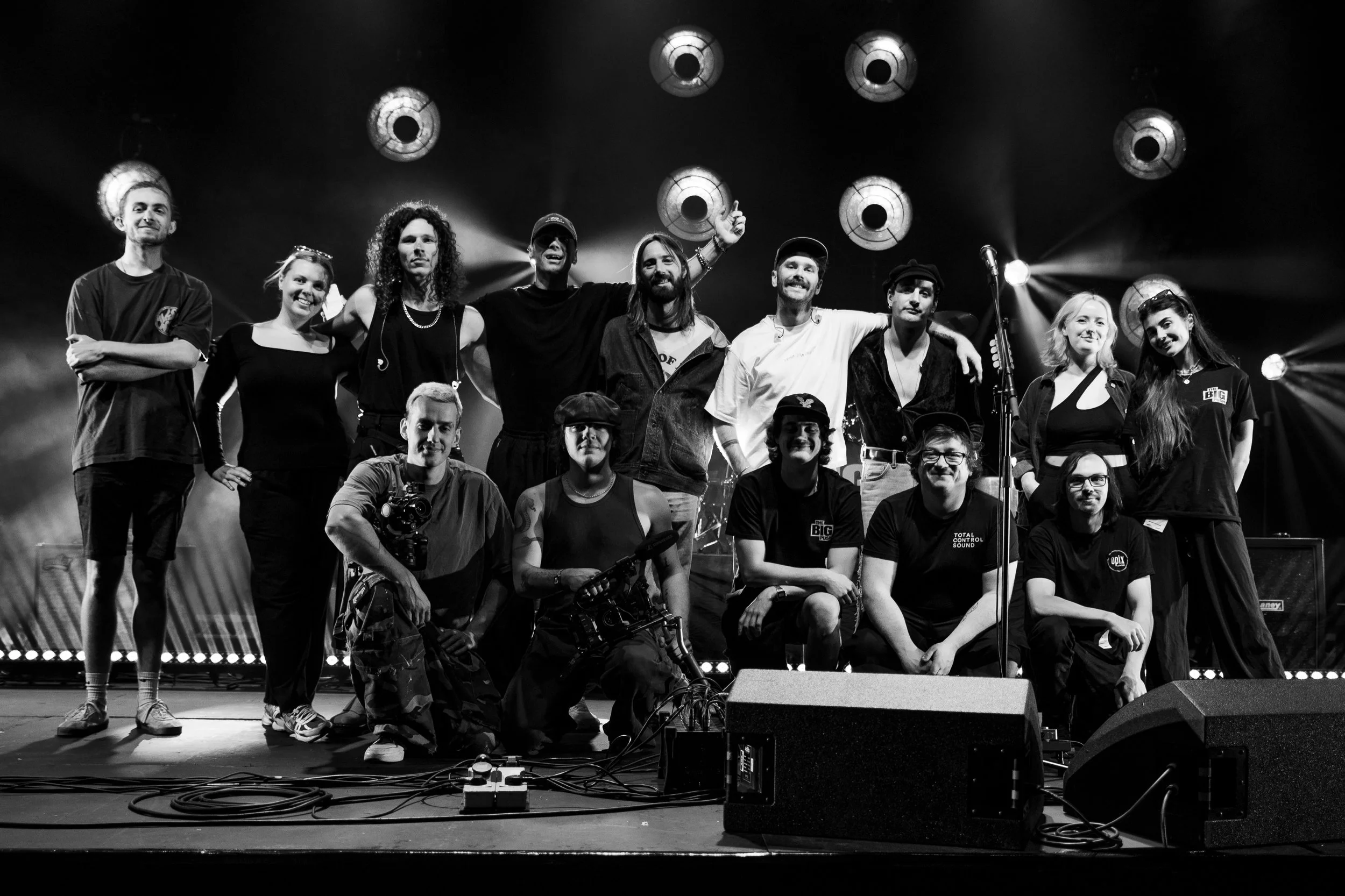 Hugely grateful to the team behind the shows. On behalf of both me and @thebigpushband, the biggest thank you. None of it would have been possible or anywhere near as magical without you. 🤝
 
@liiftlive @chris_brearley 
@opixlighting
@totalcontrolso