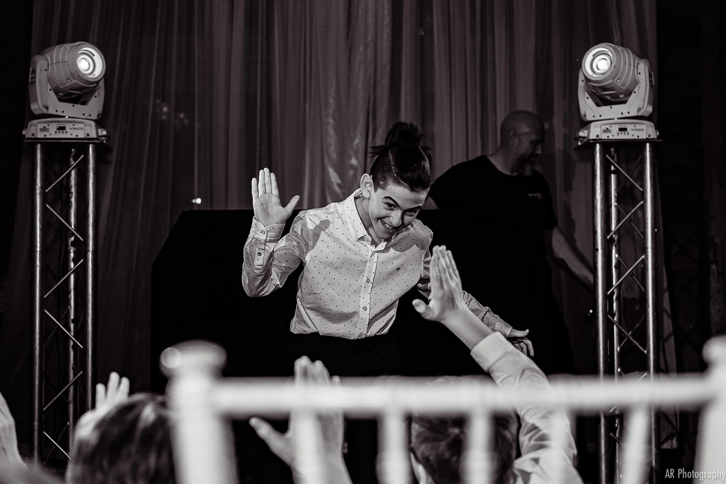 Hertfordshire Barmitzvah Photographer-25.jpg