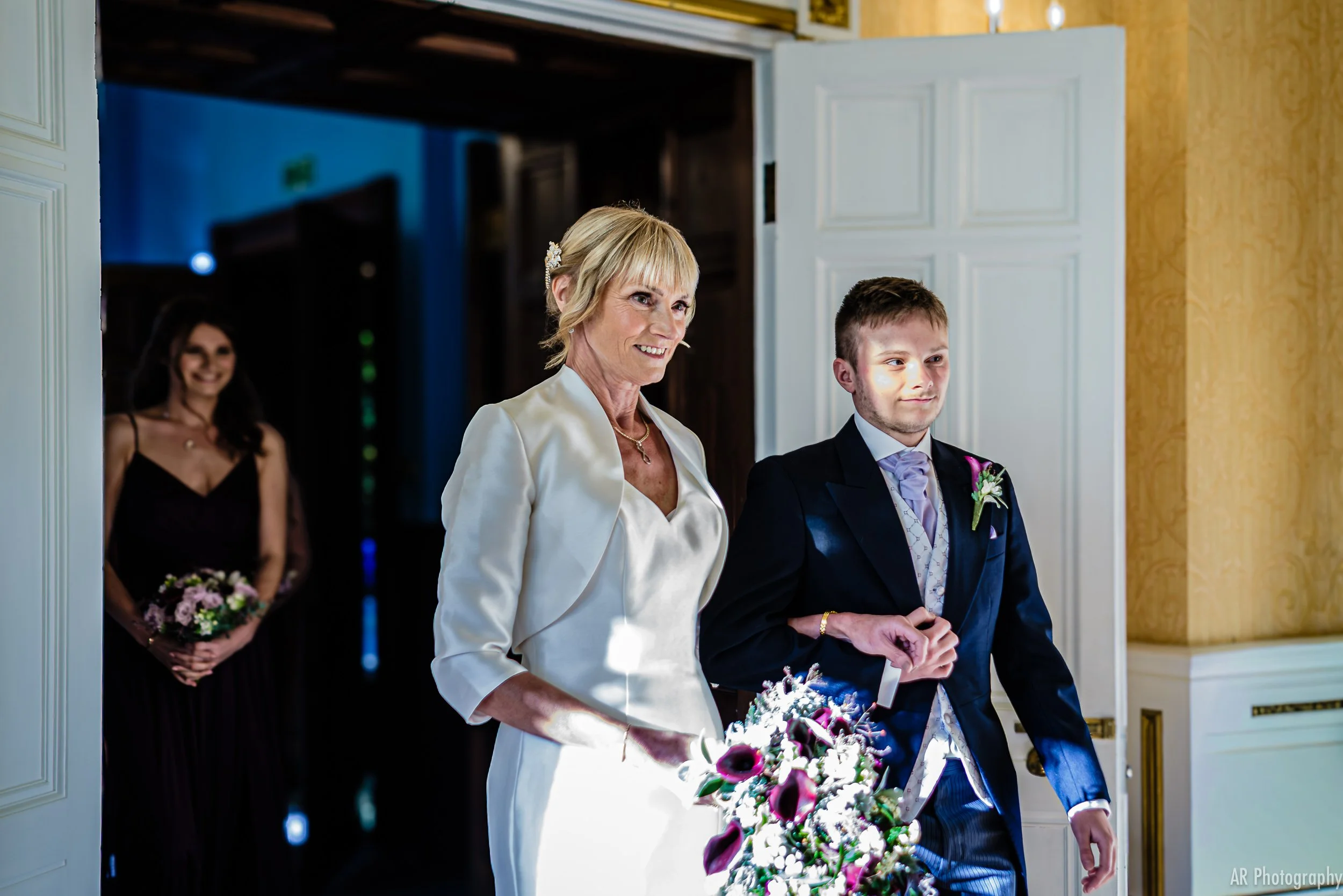 holmewood-hall-wedding-36.jpg