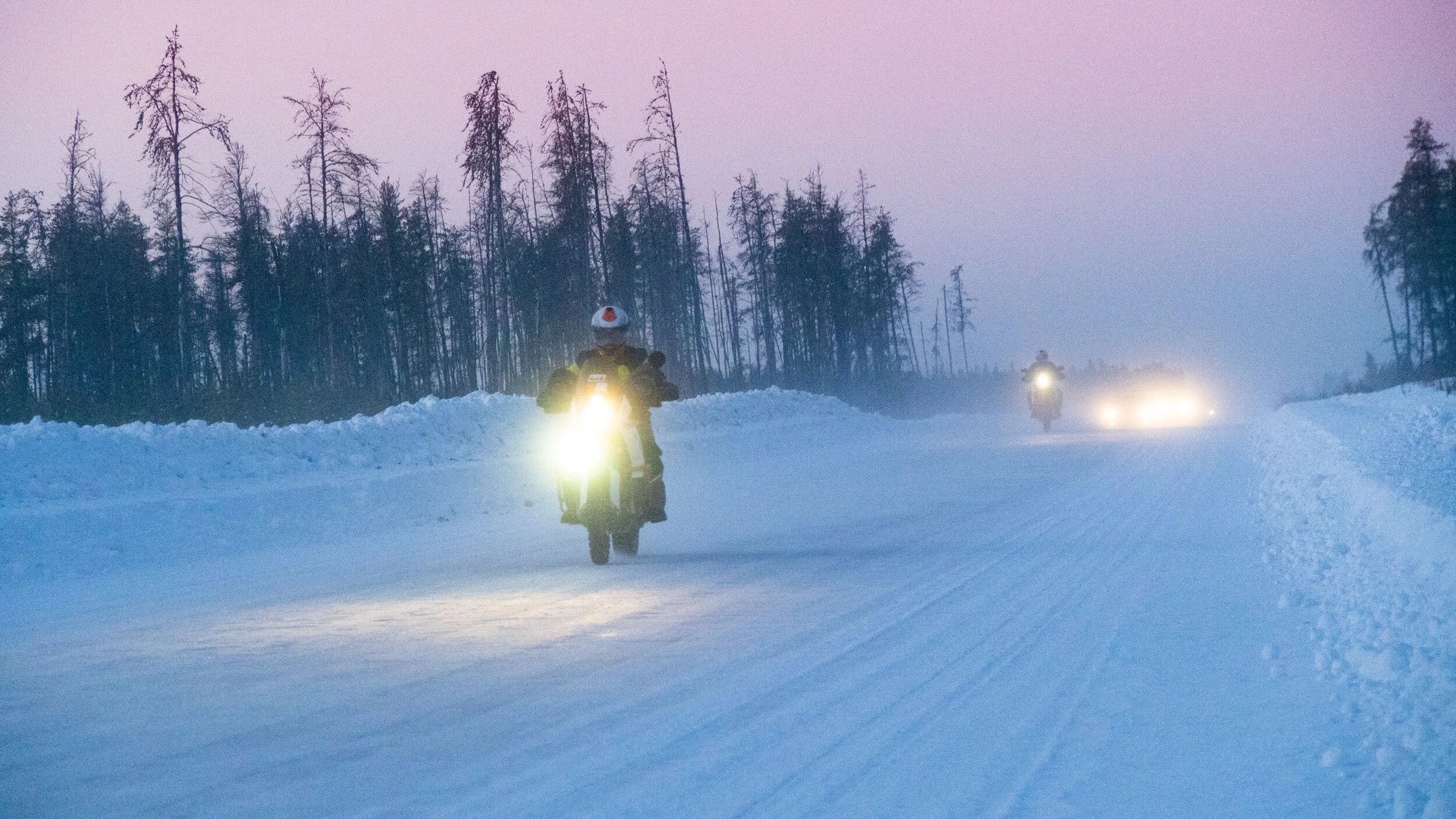 Ride North Moto iceroads1.jpg