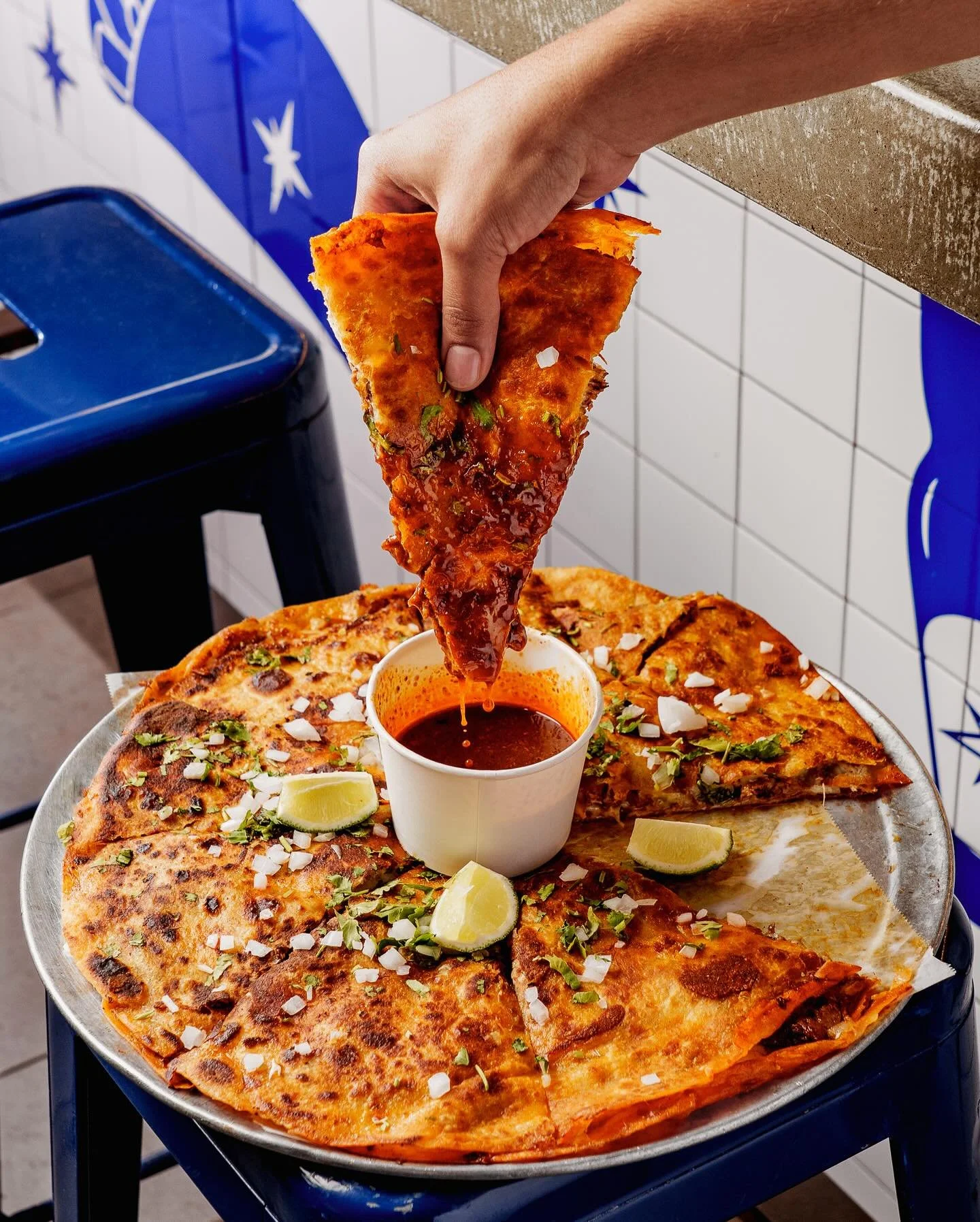 When it comes to sharing, nothing beats the #PizzaBirria 🍕🔥 Grab a slice (or the whole thing, we won&rsquo;t judge)!🔵 #TacoCentroSd
&bull;
👉🏼Visit Taco Centro, located in Downtown San Diego&rsquo;s Gaslamp Quarter!
&bull;
📍 539 Island Ave San D