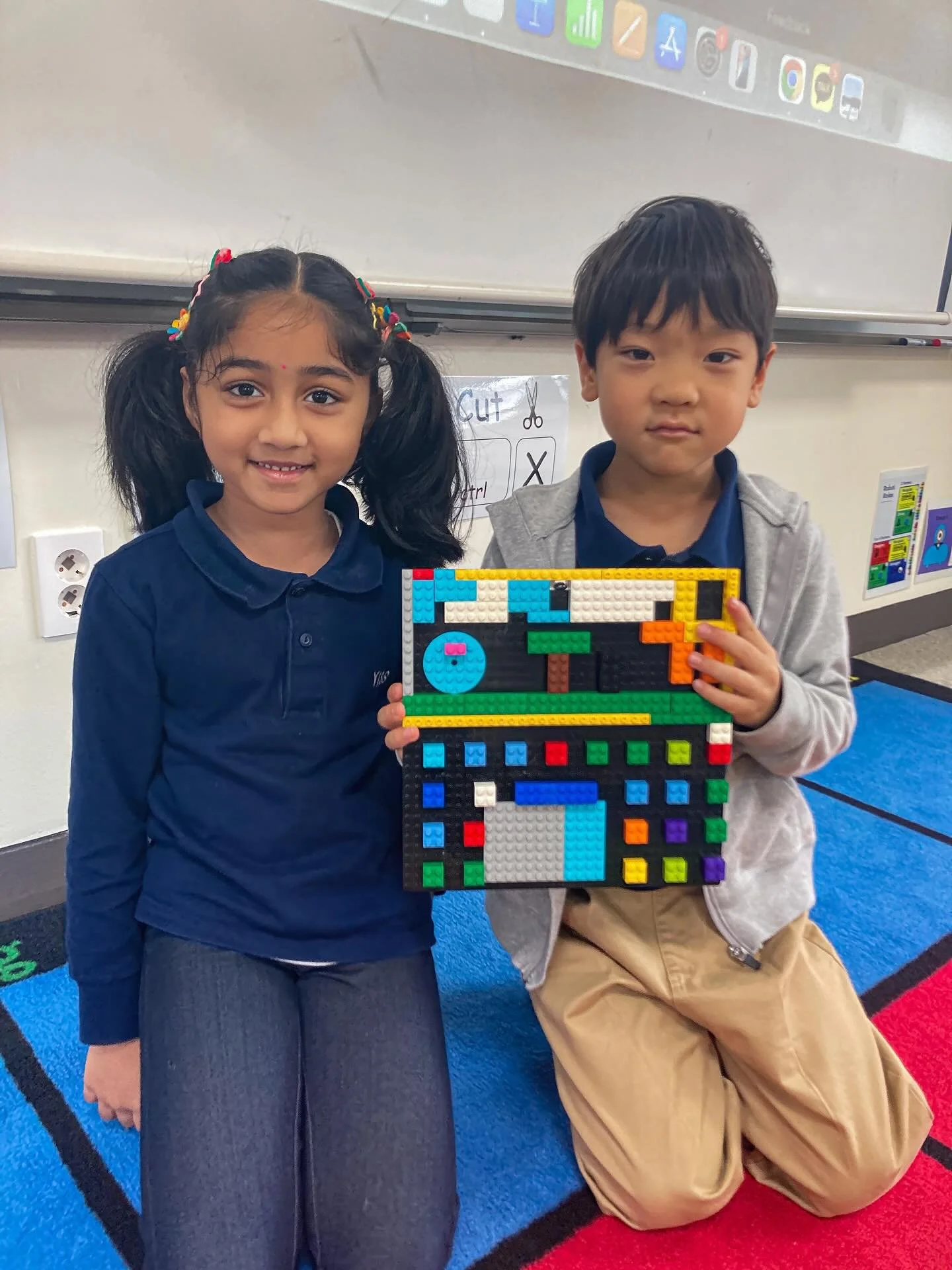 💻 Mr. Krahn’s kindergarten and 1st grade Technology classes have been learning about the components that make up a computer, including the trackpad, keyboard, screen, and CPU. After learning about computer parts and completing activities on th