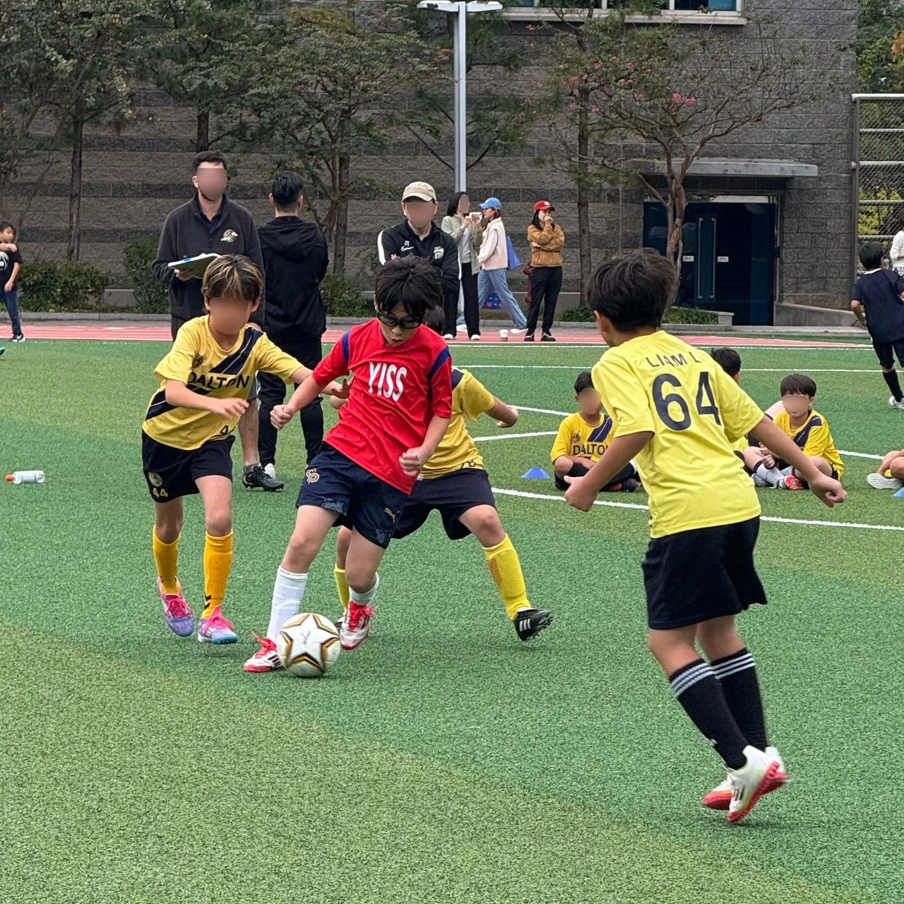 Soccer+blur+8.jpg