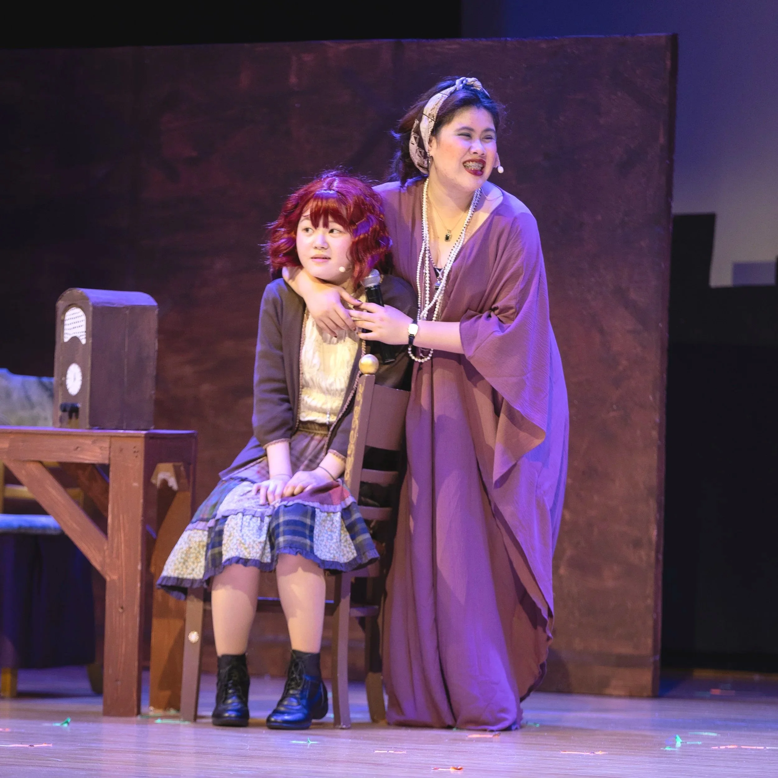 Theatre Cast and Crew Bring “Annie” to Life on Stage