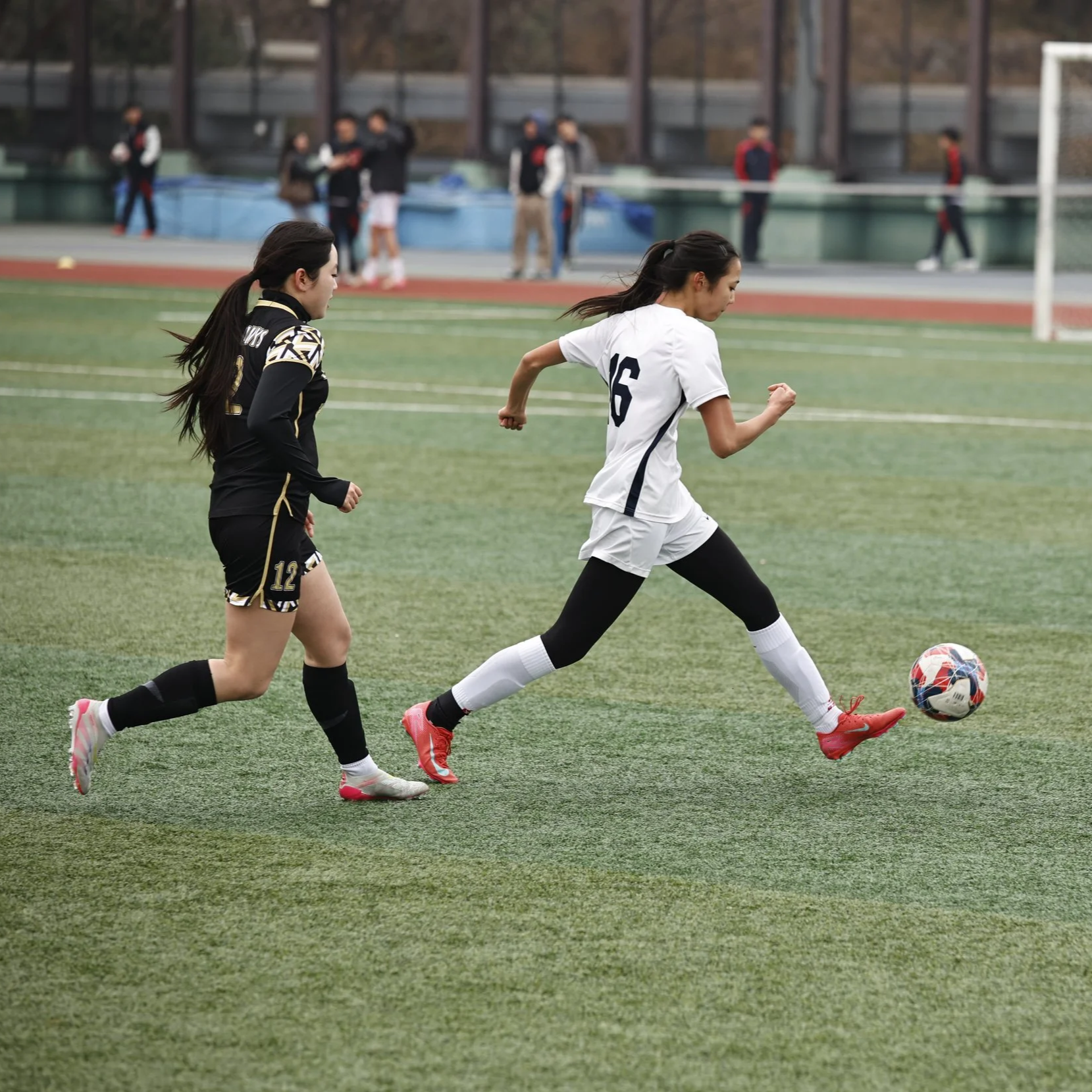 Varsity Girls Soccer Experiences Season of Growth