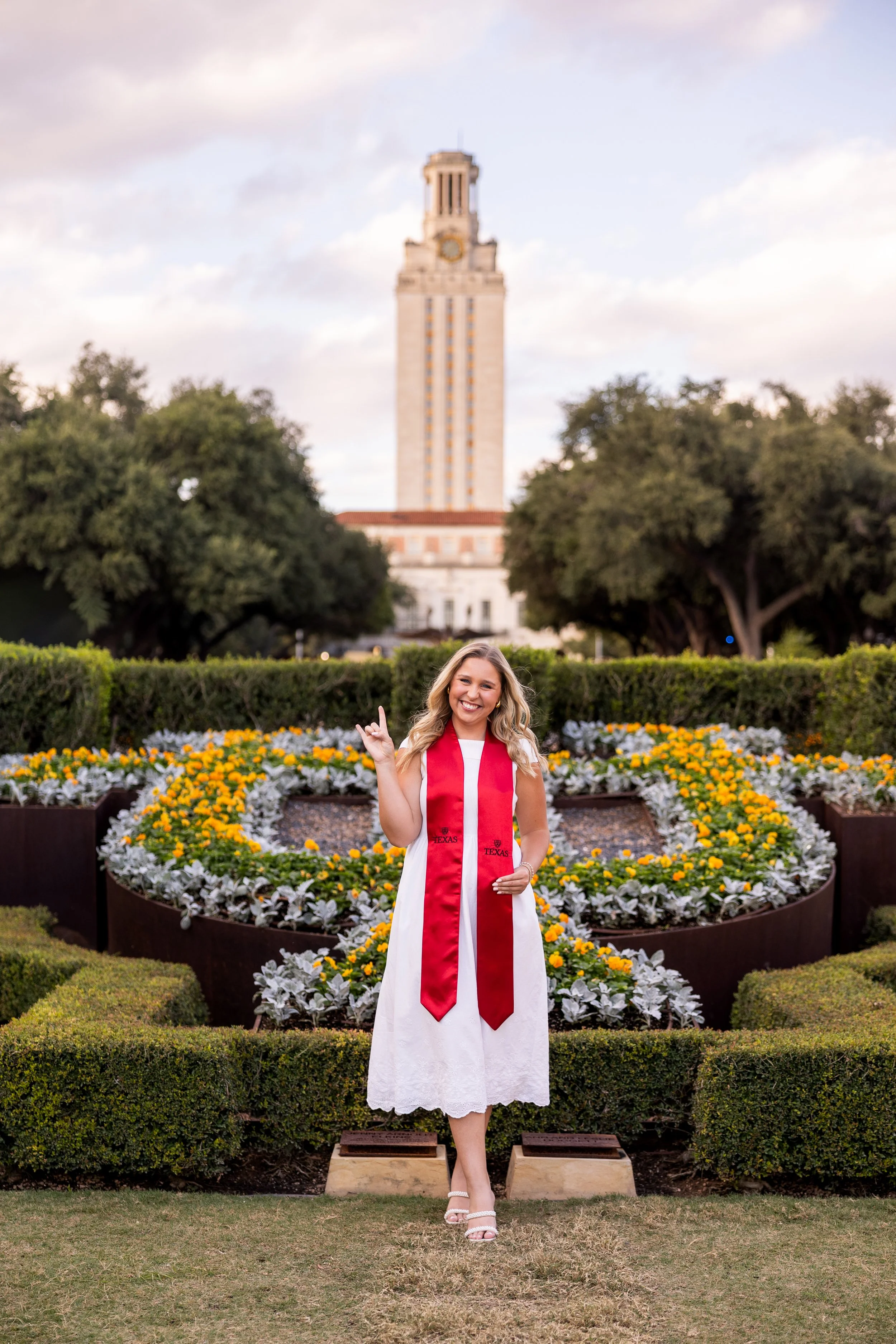 Alayna’s Senior Portraits at The University of Texas