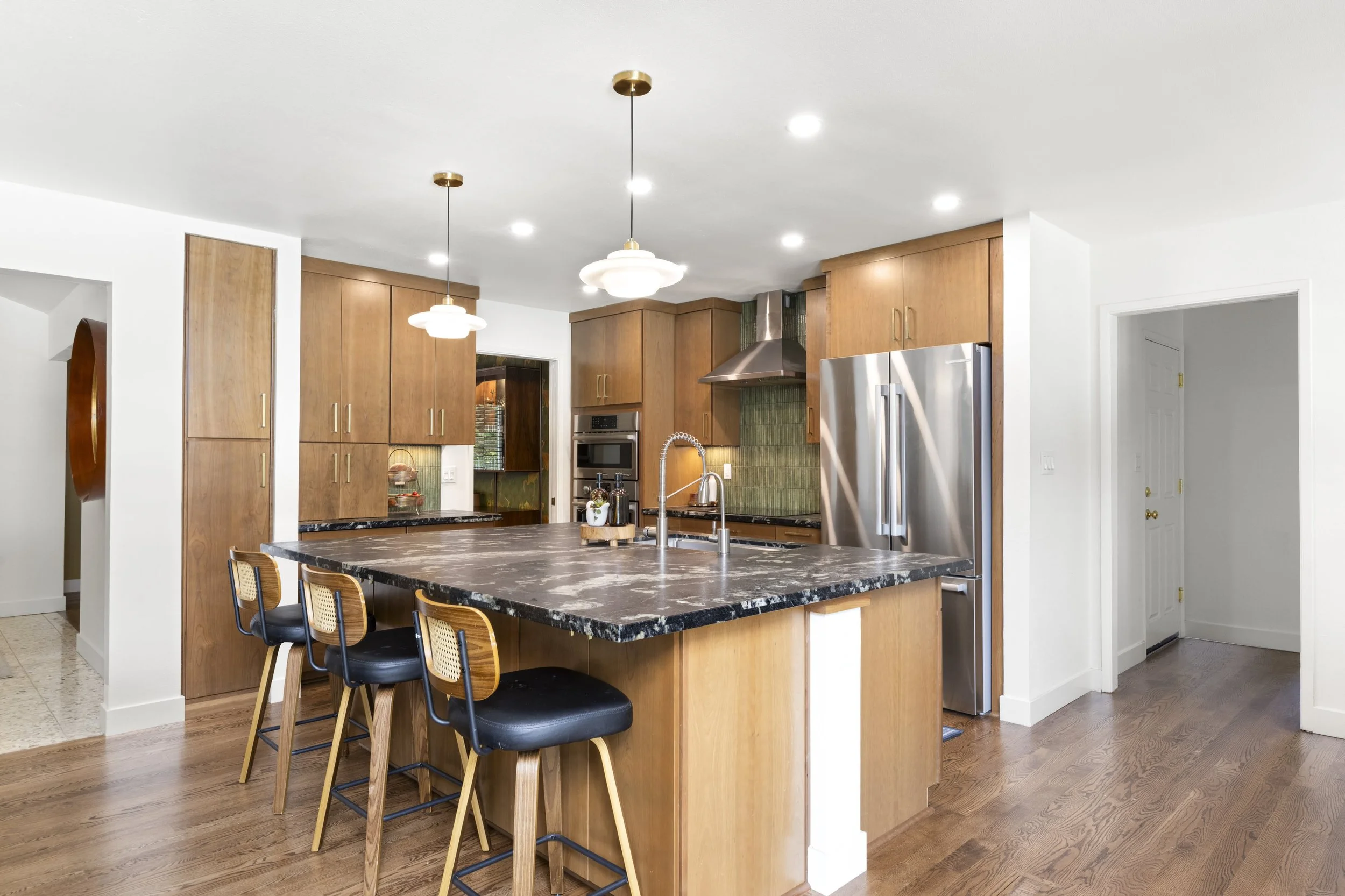 Modernized mid-century kitchen renovation in Sacramento