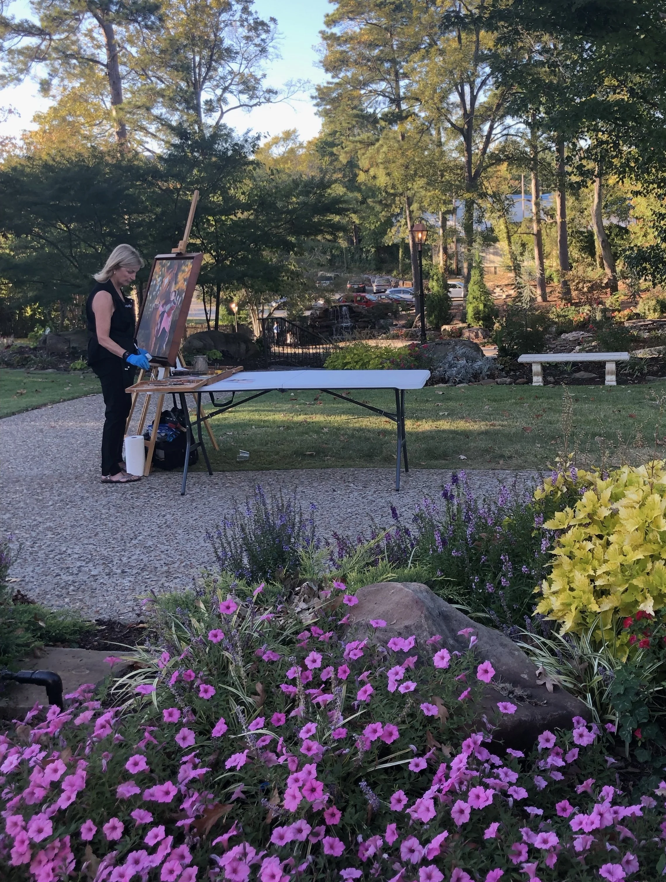 Tilley paints live to benefit Sunshine Therapeutic Riding Center