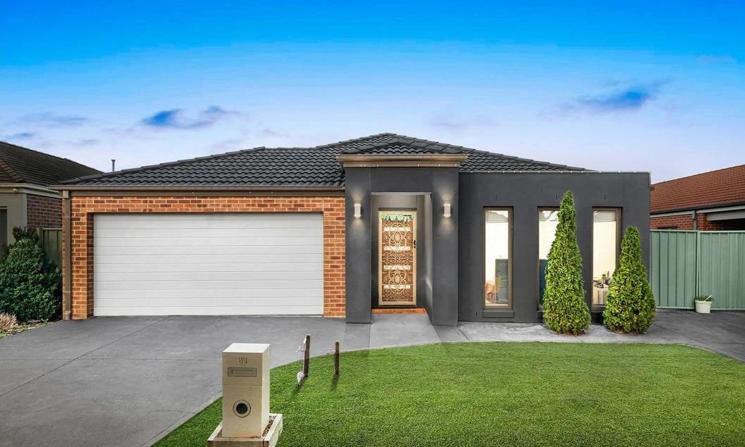 Justin | Wyndham Vale, VIC | 4 Bed, 2 Bath, 545m2 | Purchase Price: $665,000 | Rent: $510 Per Week 