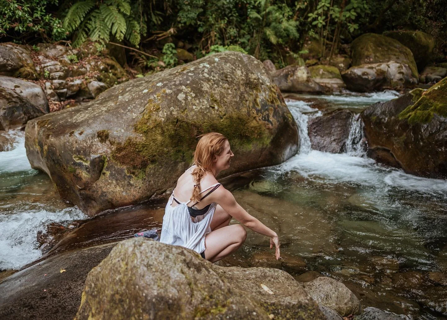Went on a hike through the Chirrip&oacute; mountains and took some candid photos. A series that I love very much. 🌿🪵💧