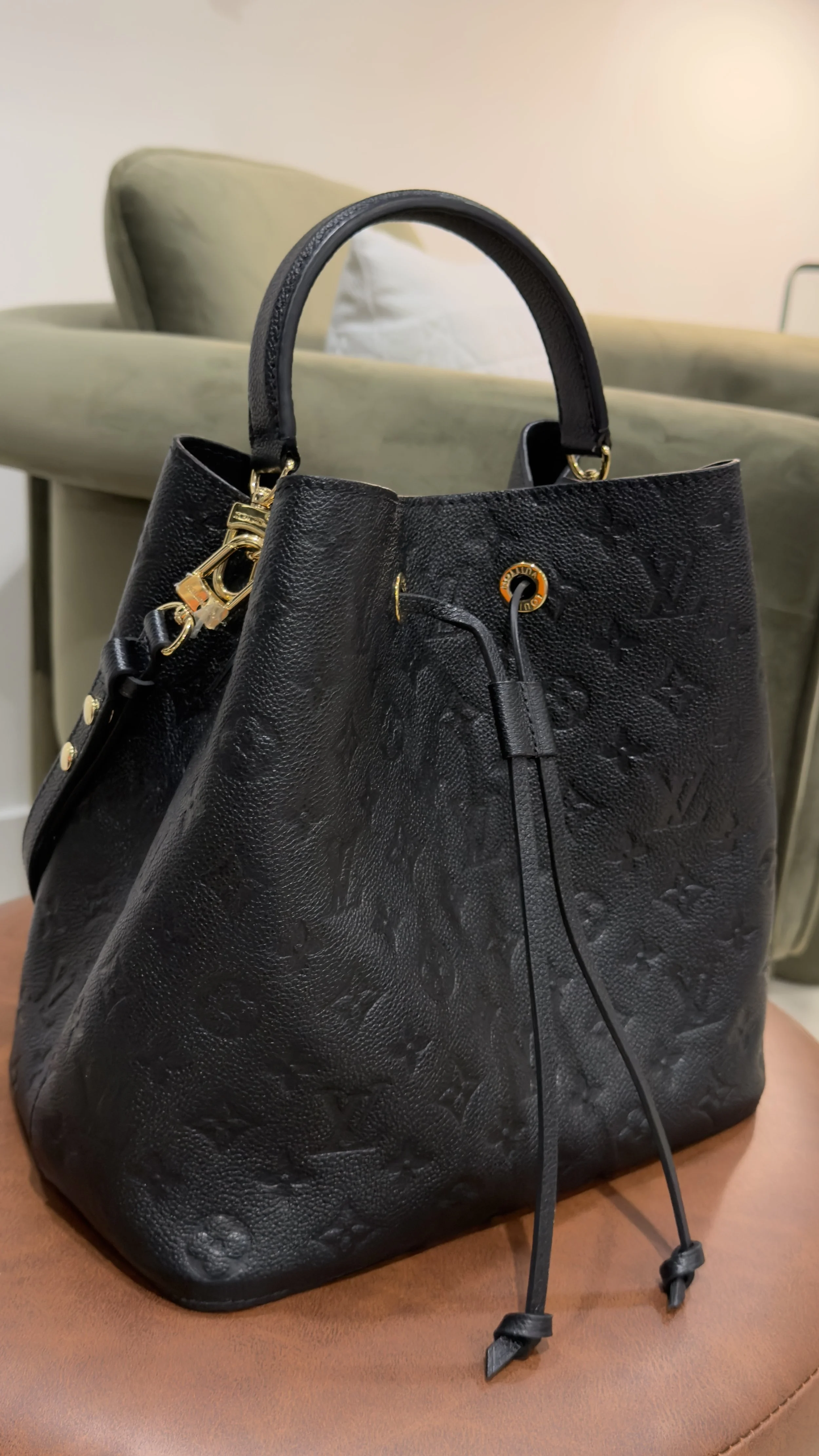 LOUIS VUITTON - NeoNoé, Empreinte in Black