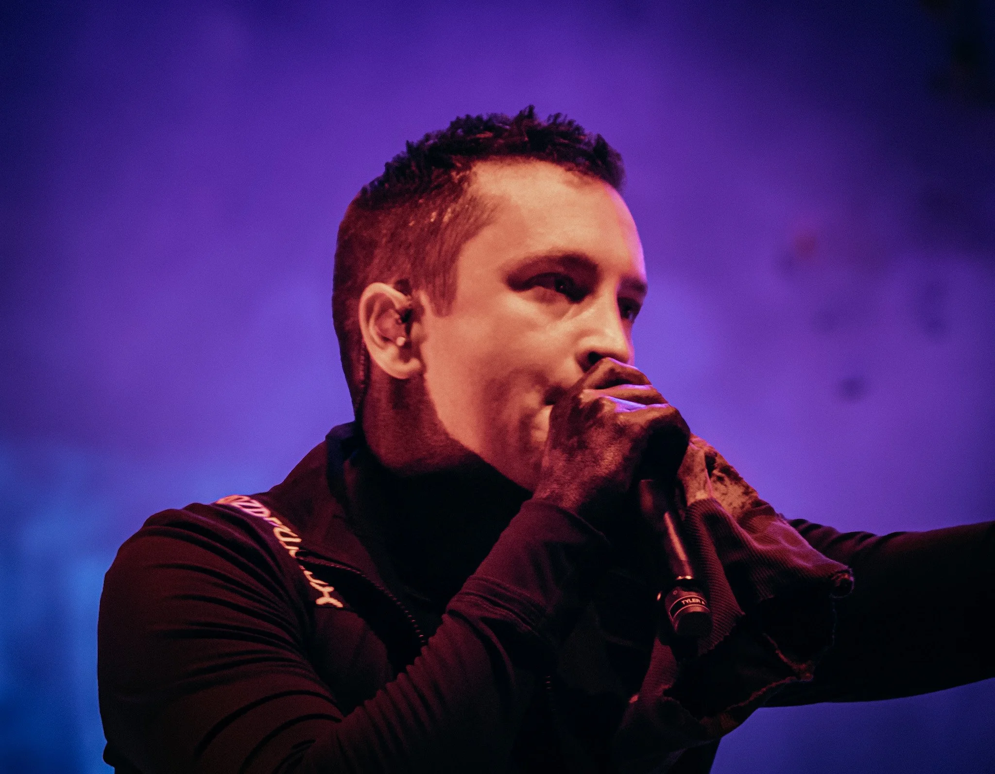 TOP_16.jpg