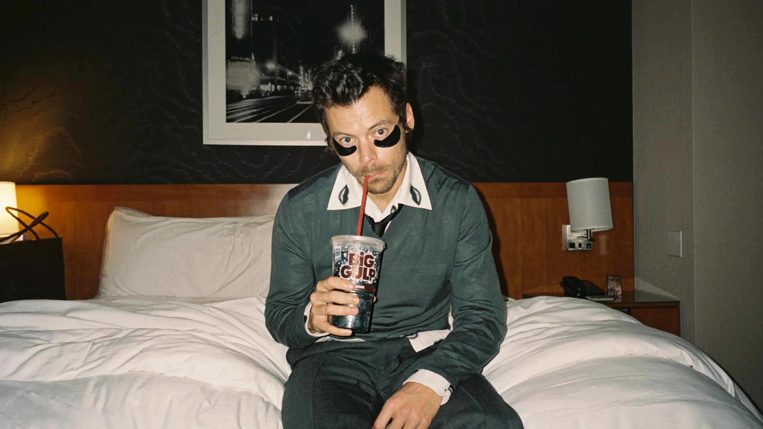 The Art of Letting Light in: Exploring Connection and Openness in Harry Styles’ New Single “Aperture”