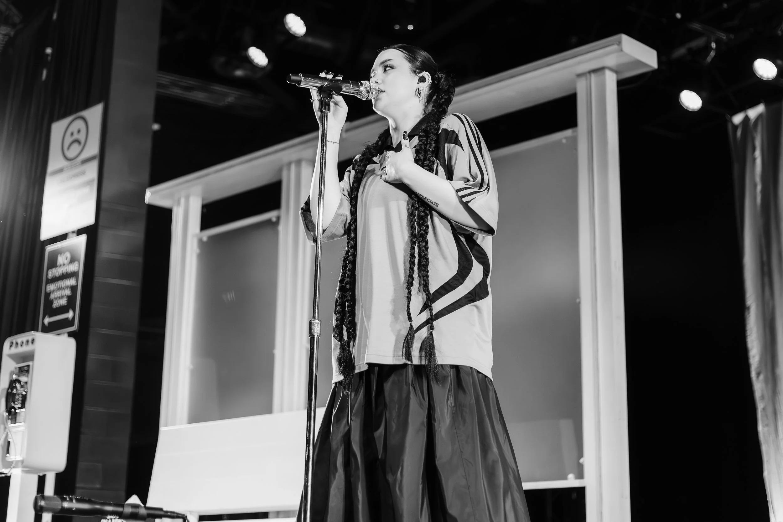 Lauren Spencer Smith_Philly_tvyphoto.jpg-34.jpg