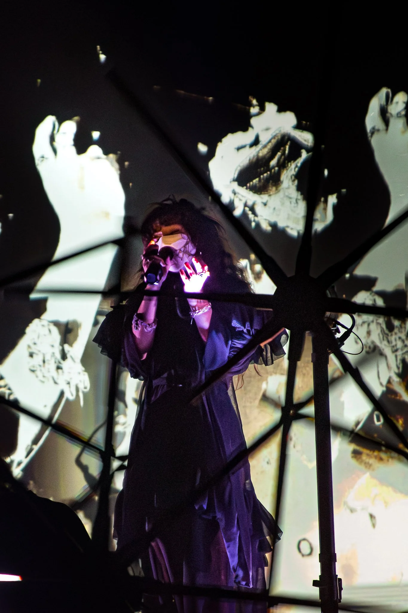 Purity Ring-4.jpg