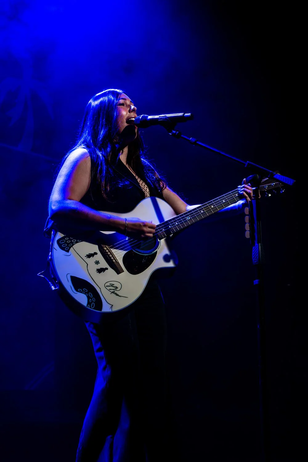 Gigi Perez - Old National Centre-17.jpg