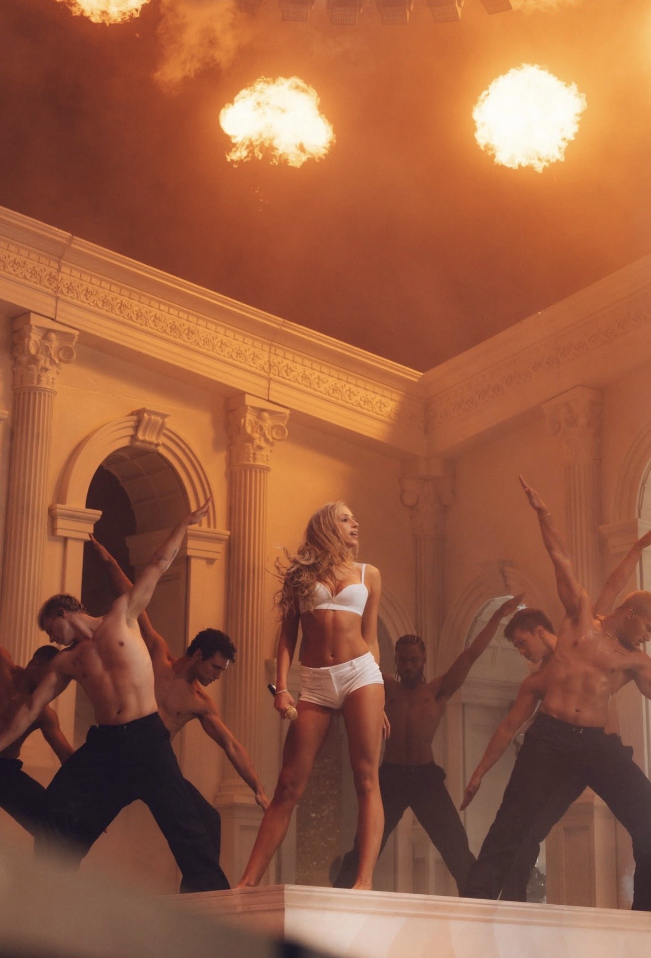 Tate McRae May Be Entering Her Next Era, and Lollapalooza Had the Clues